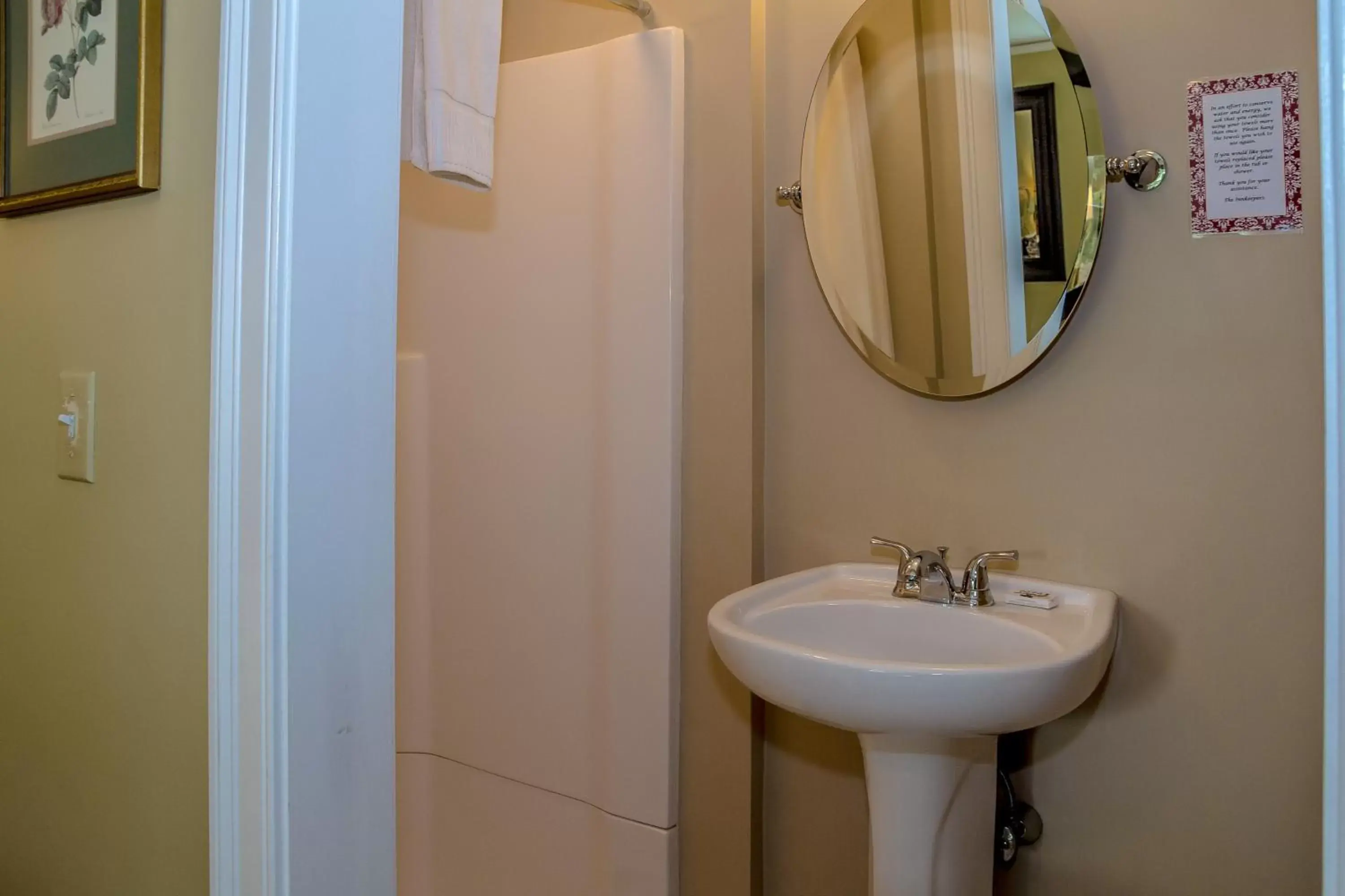 Shower, Bathroom in Cranmore Inn and Suites, a North Conway boutique hotel