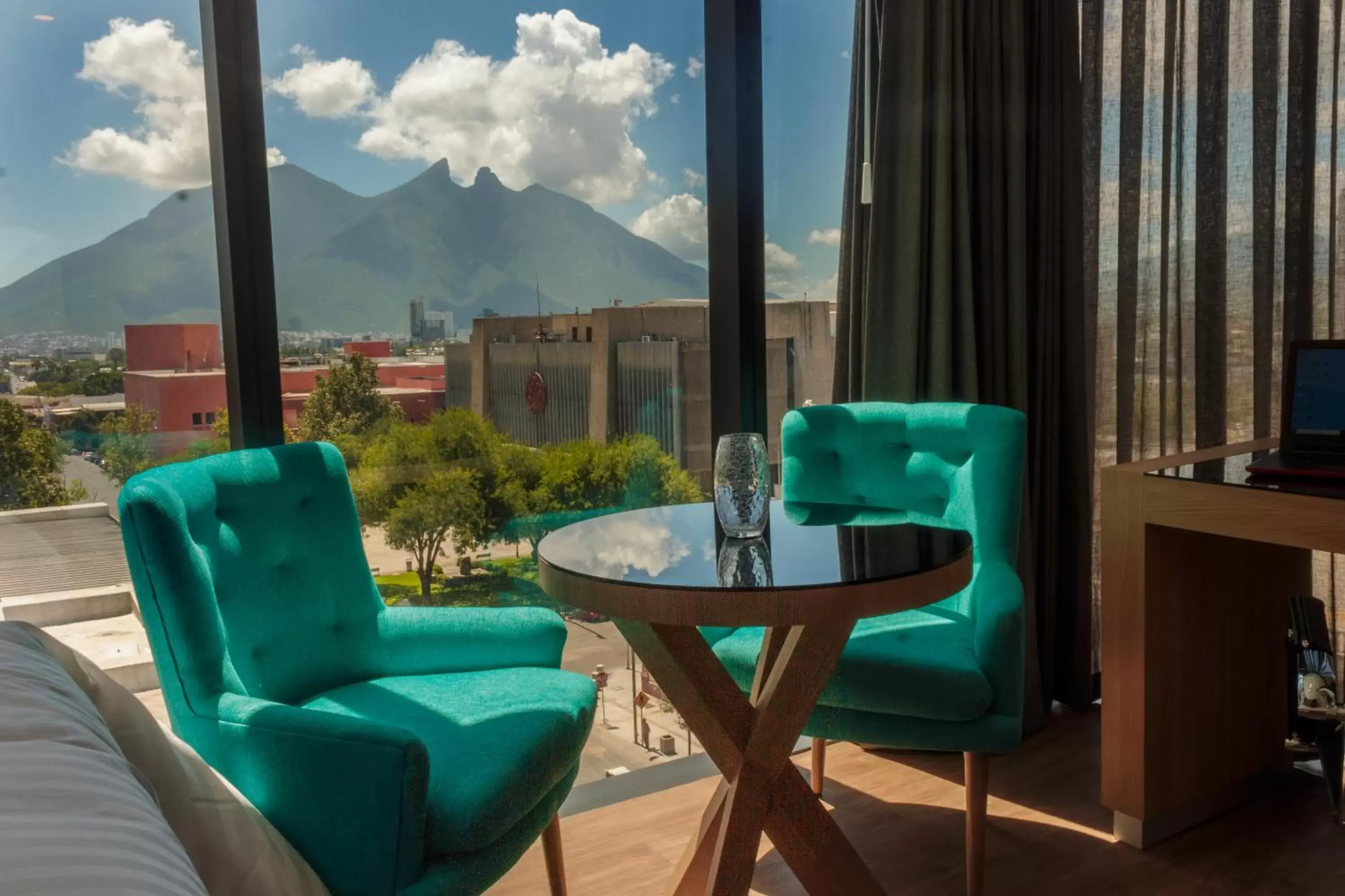 Mountain view in Hotel Kavia Monterrey Mountain view in Hotel Kavia Monterrey