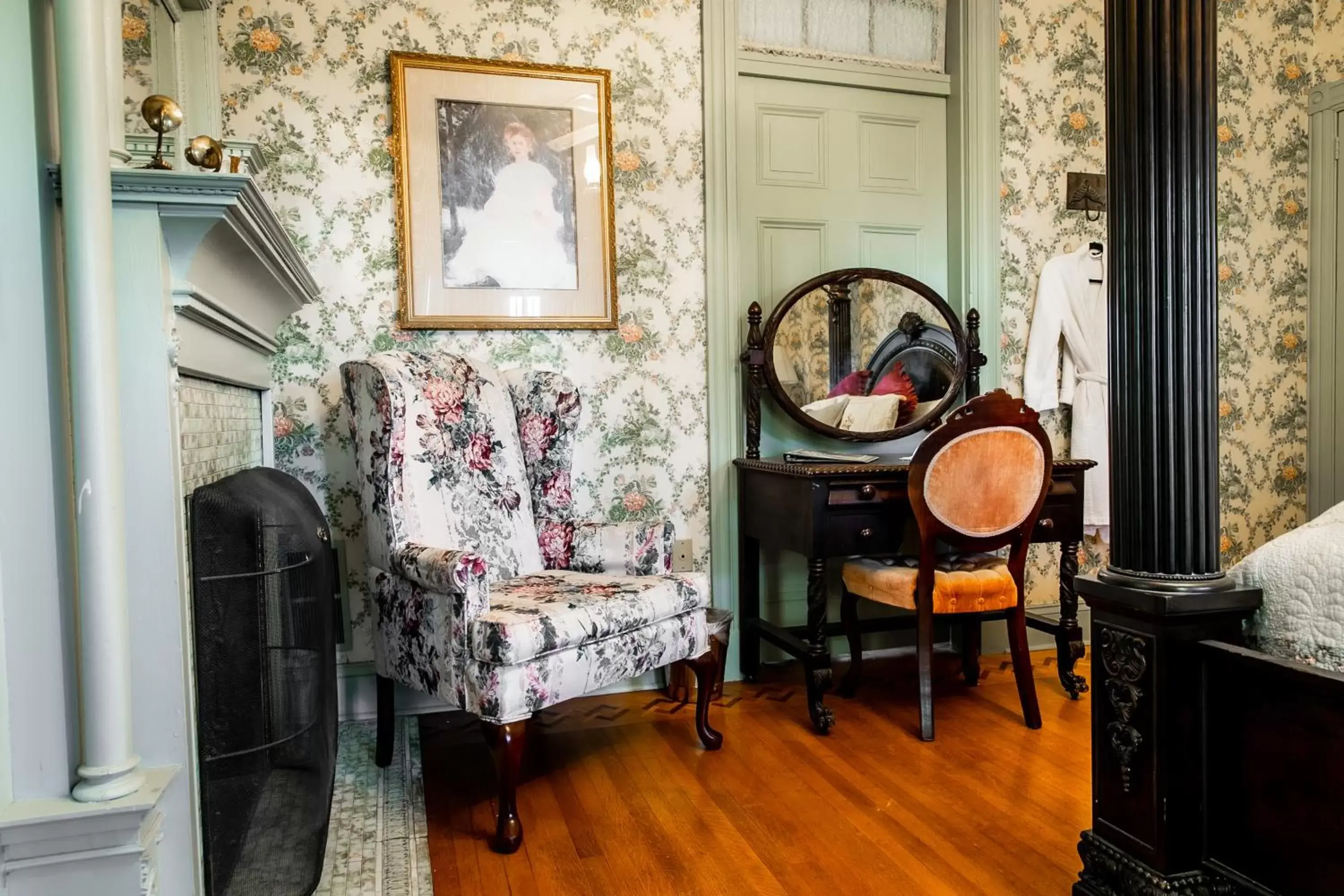 Seating area in The Emig Mansion