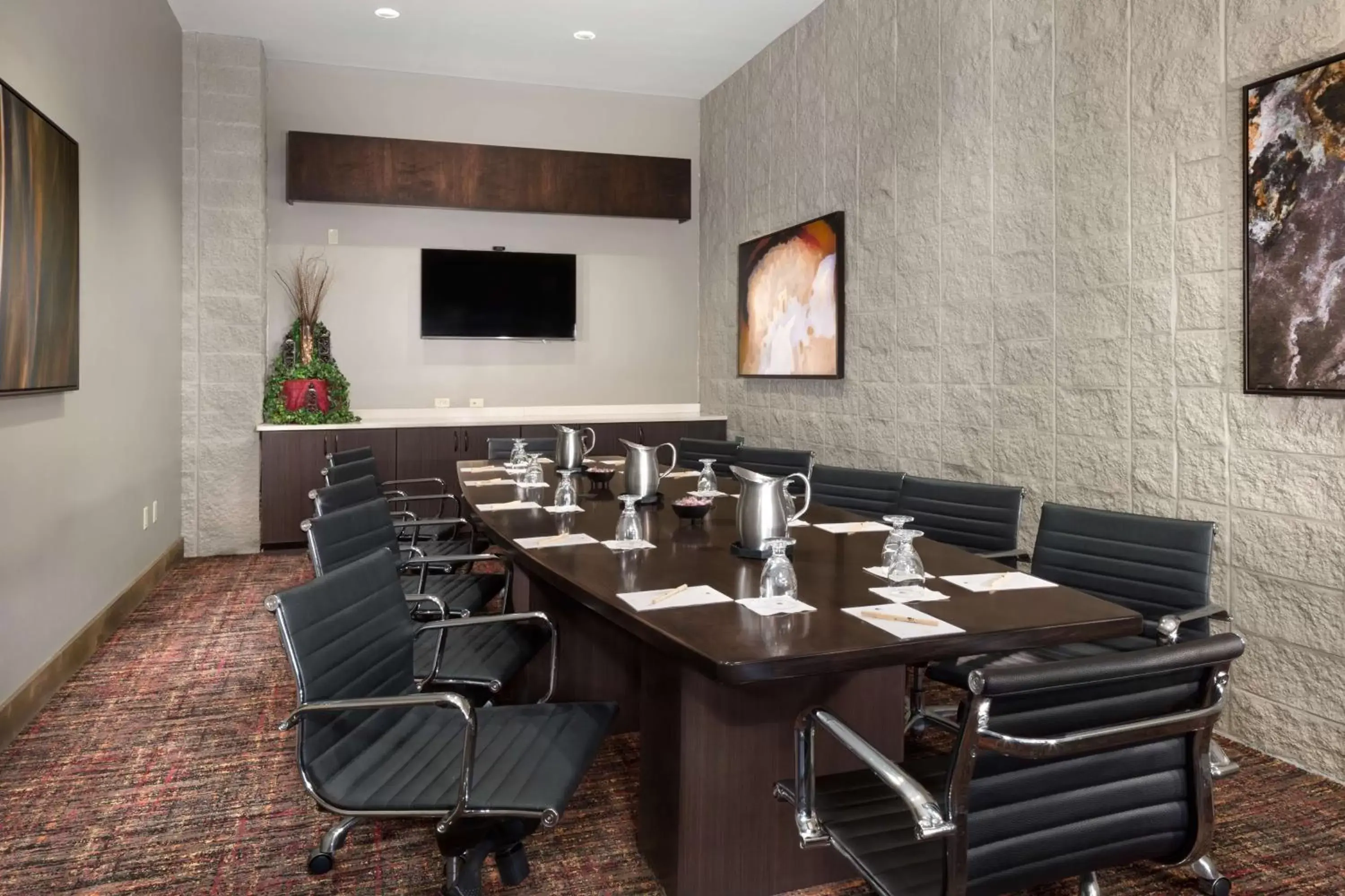 Business facilities in DoubleTree by Hilton Lawrence