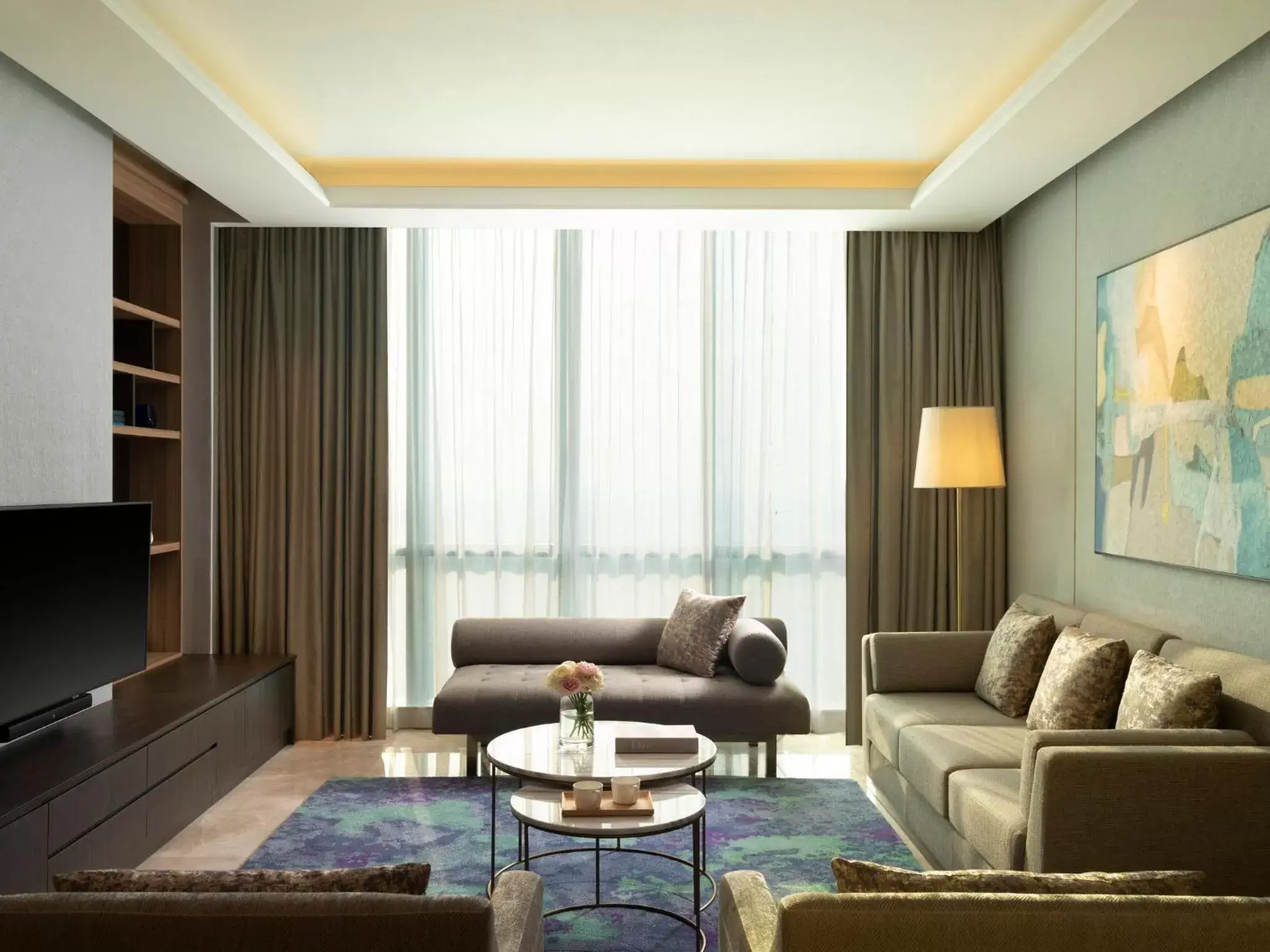 Photo of the whole room, Seating Area in InterContinental Hotels Jakarta Pondok Indah, an IHG Hotel