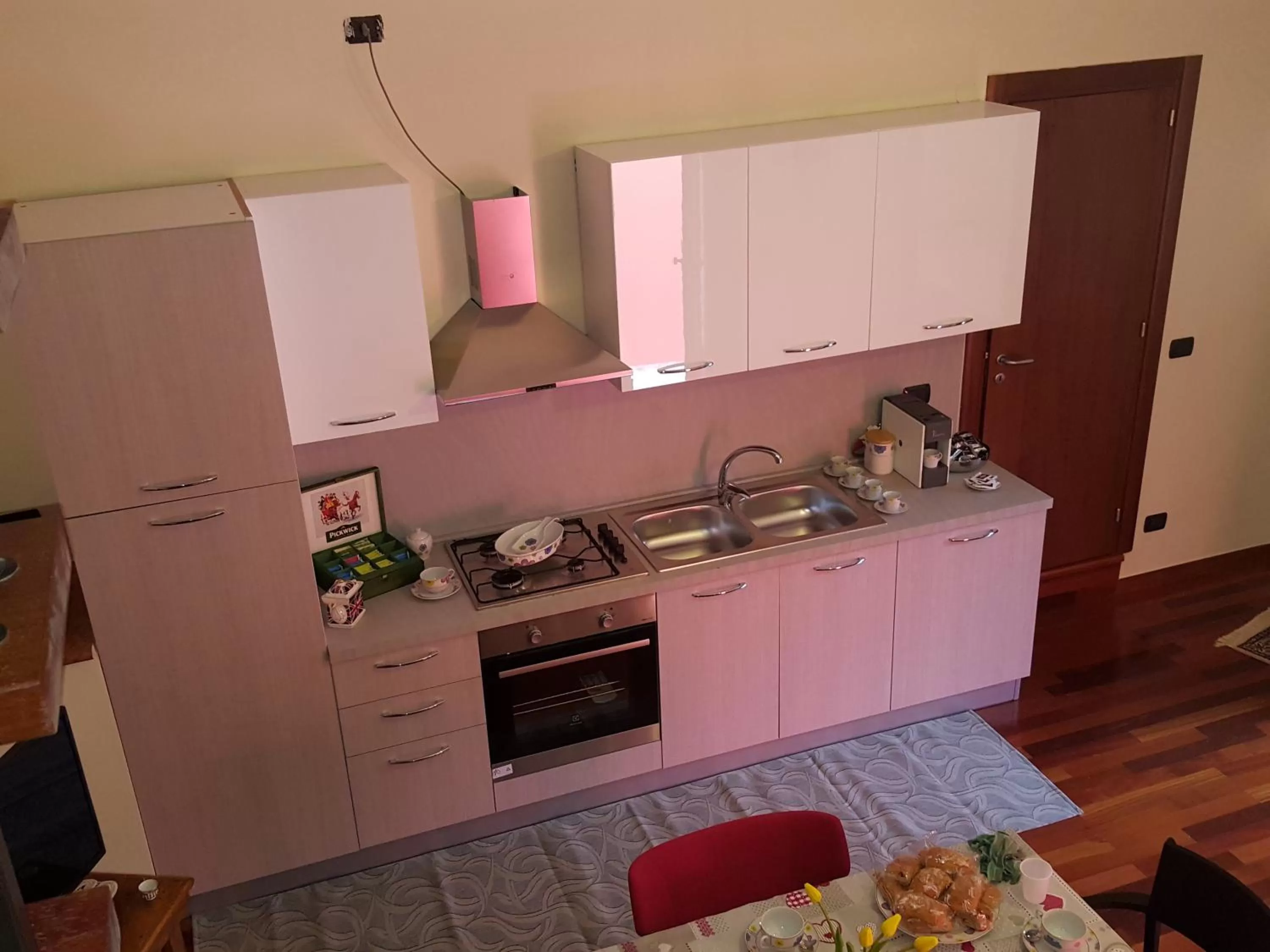 Kitchen or kitchenette in Dimora di Mara