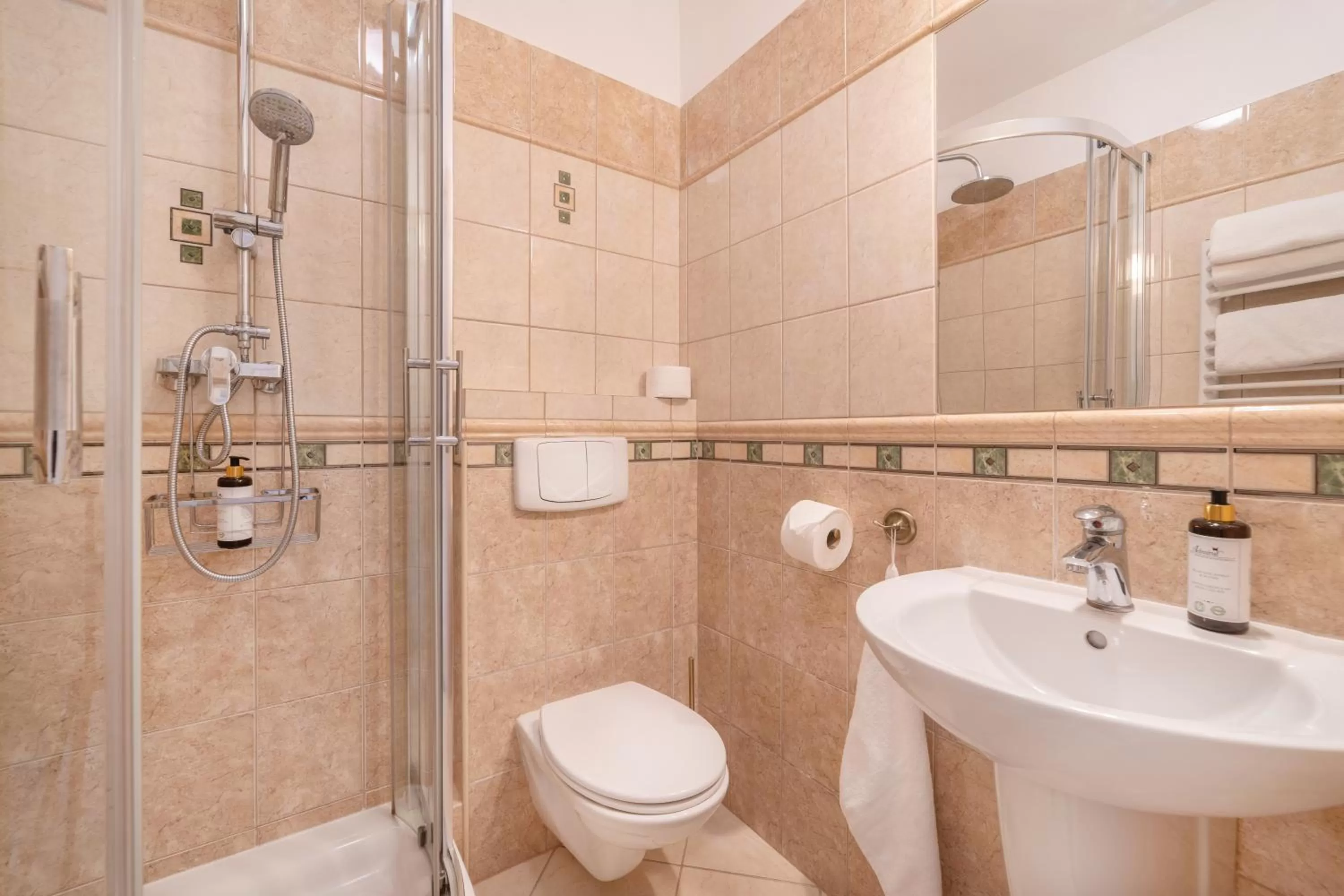 Bathroom in Pensjonat & Restauracja Admirał