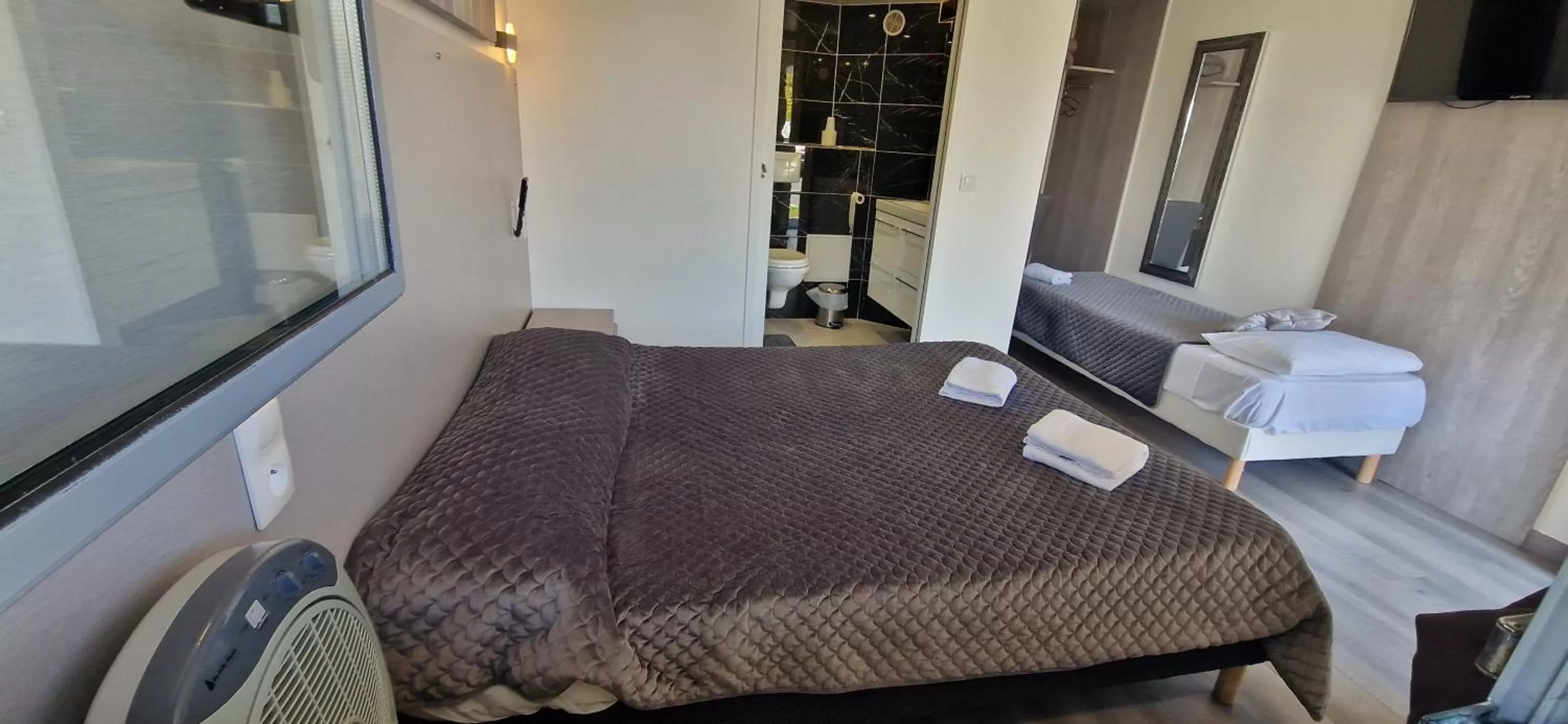 Bedroom, Bed in Fasthotel Roissy - Saint-Witz