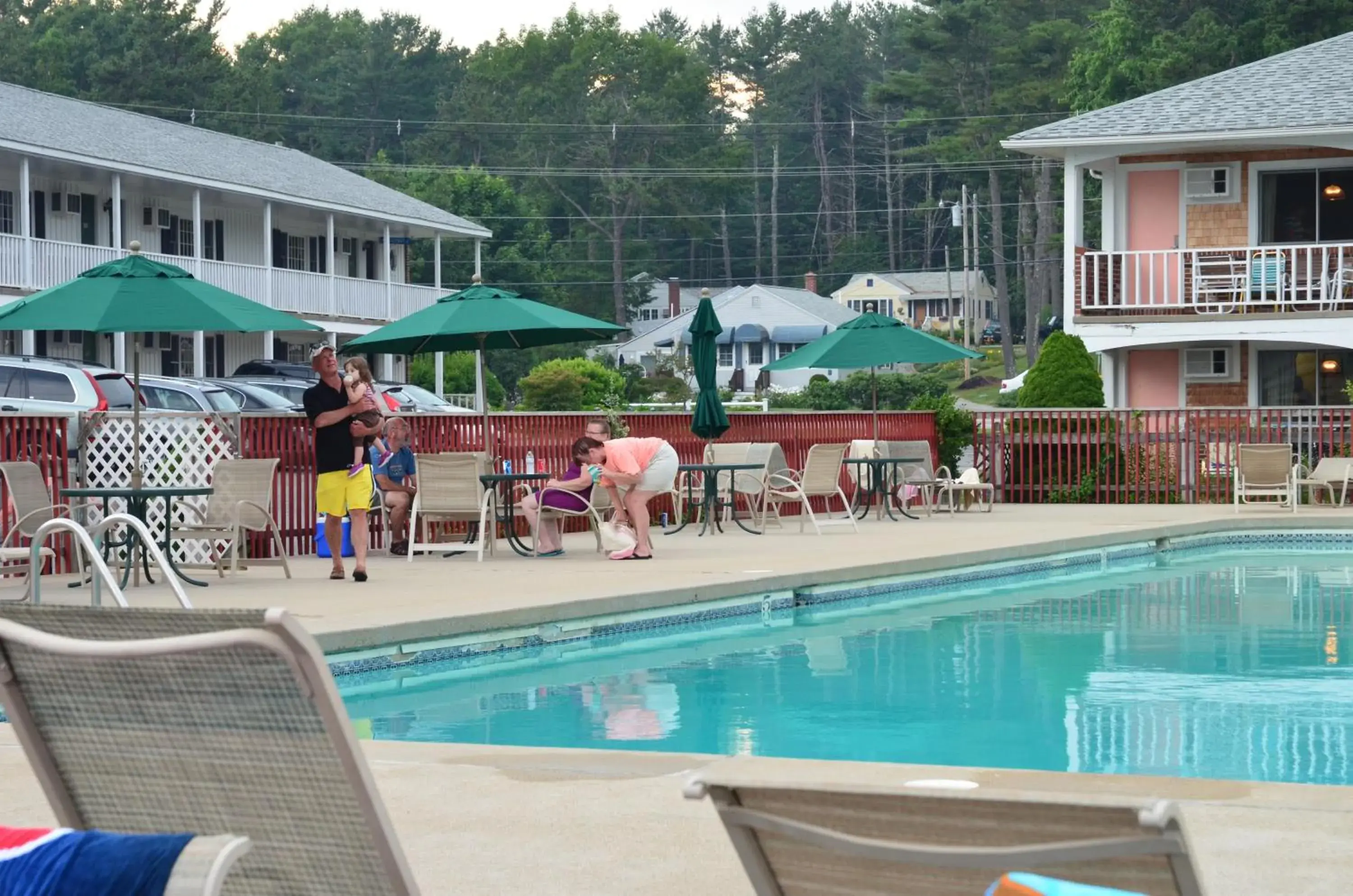 Day, Swimming Pool in Ogunquit Tides