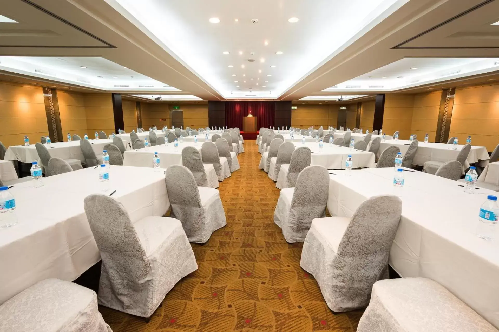 Business facilities in Hotel Tainan