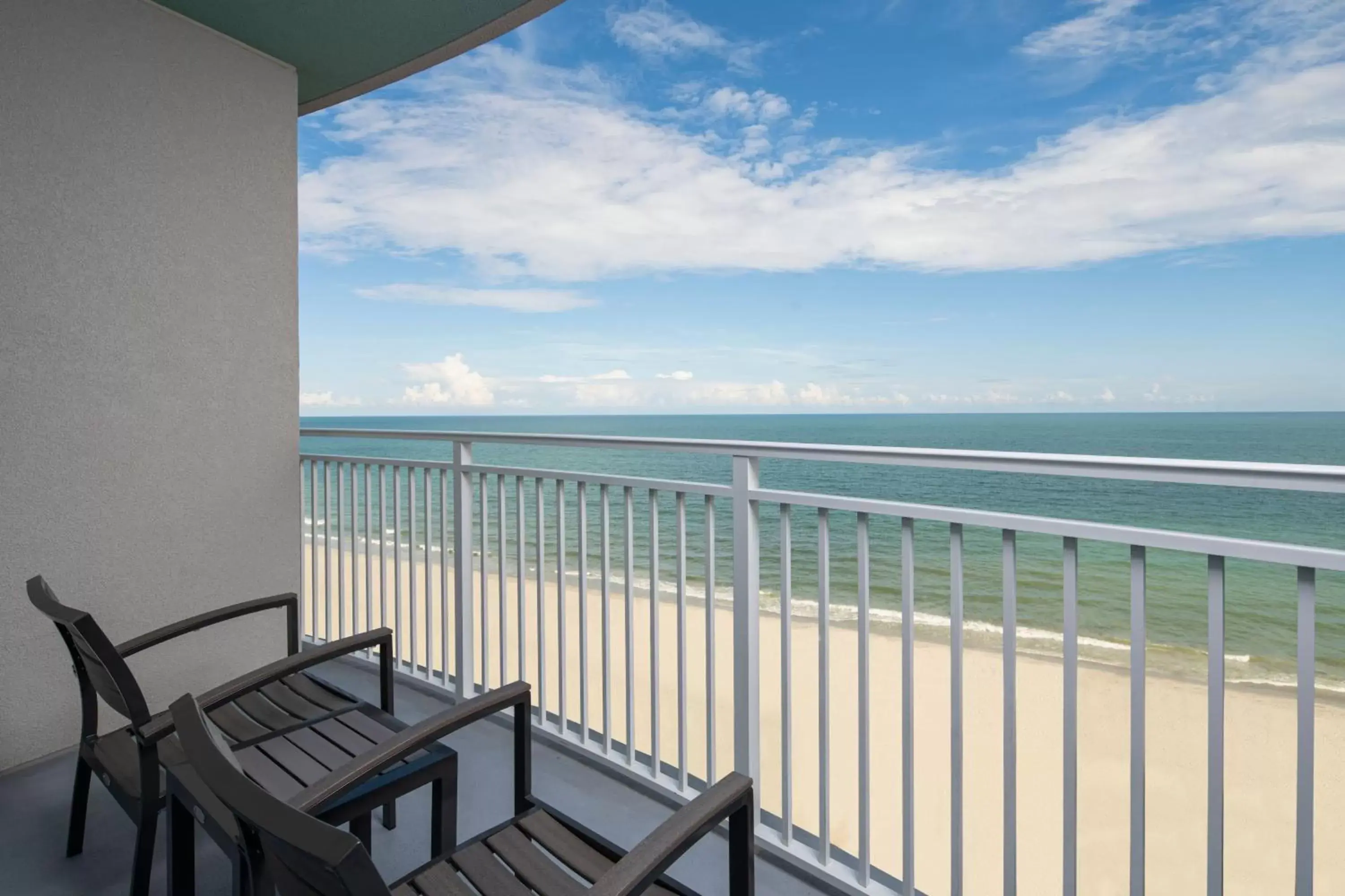 Photo of the whole room, Balcony/Terrace in SpringHill Suites by Marriott Myrtle Beach Oceanfront