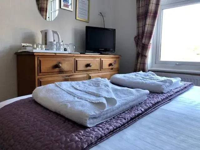 Bed in Meadowcroft Guest House