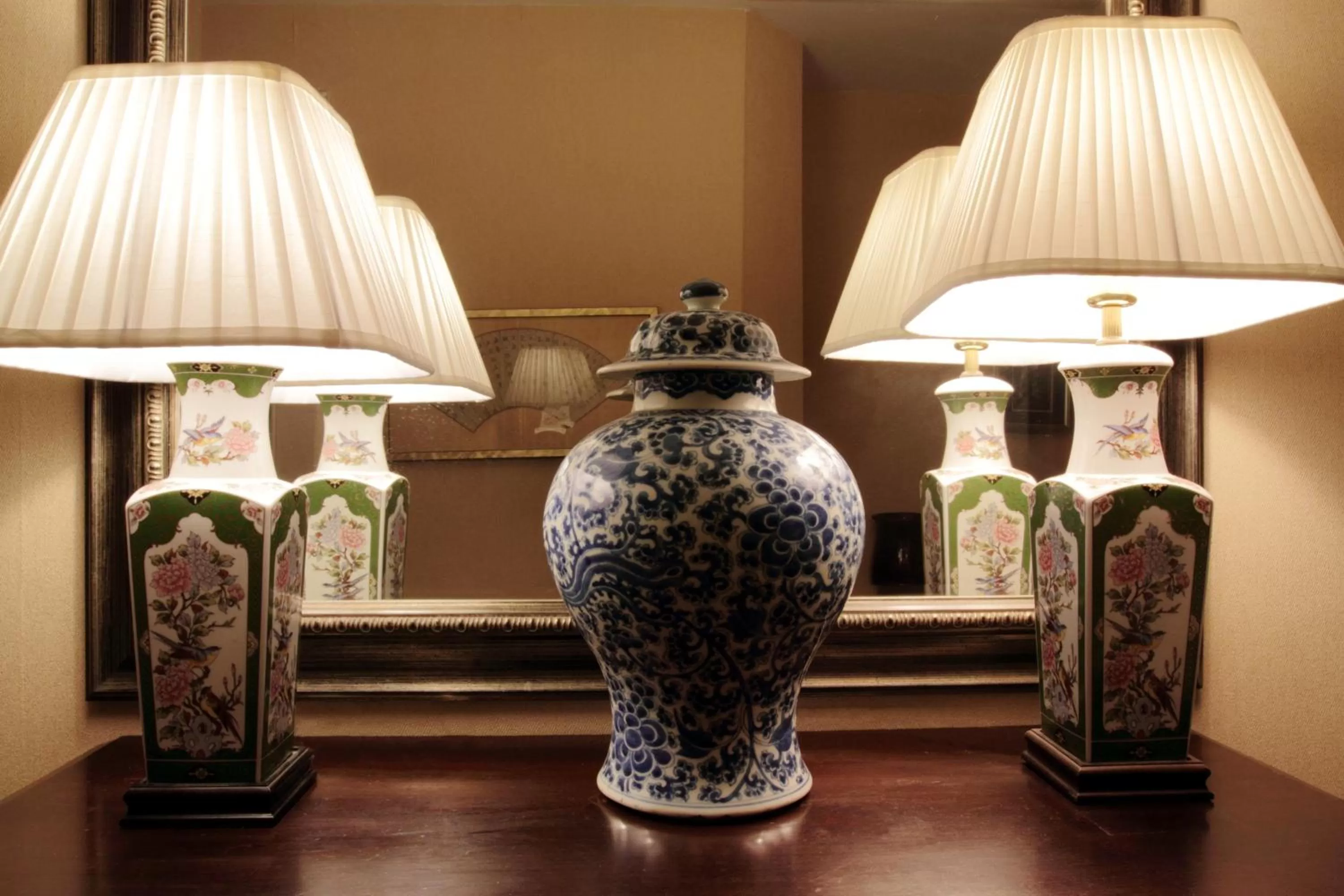 Decorative detail in Thistle Hotel