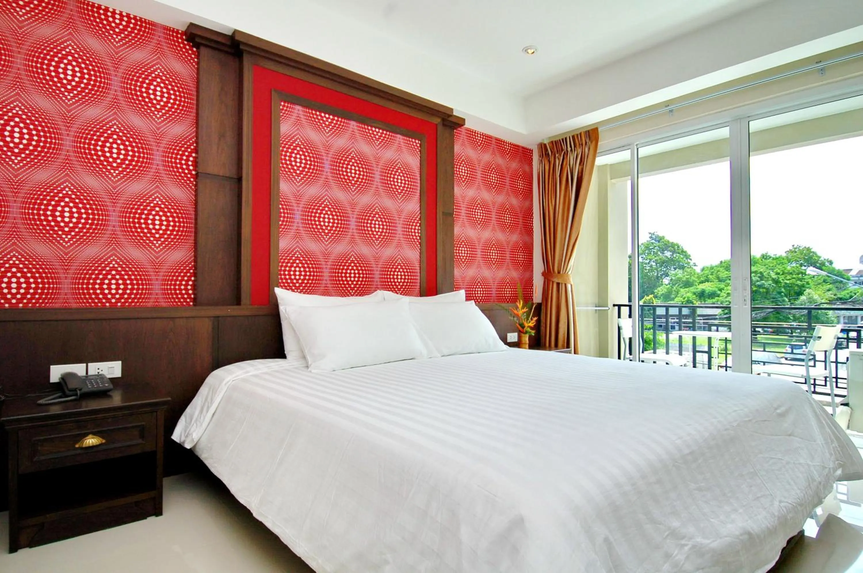 Bedroom, Bed in Lub Sbuy House Hotel - SHA