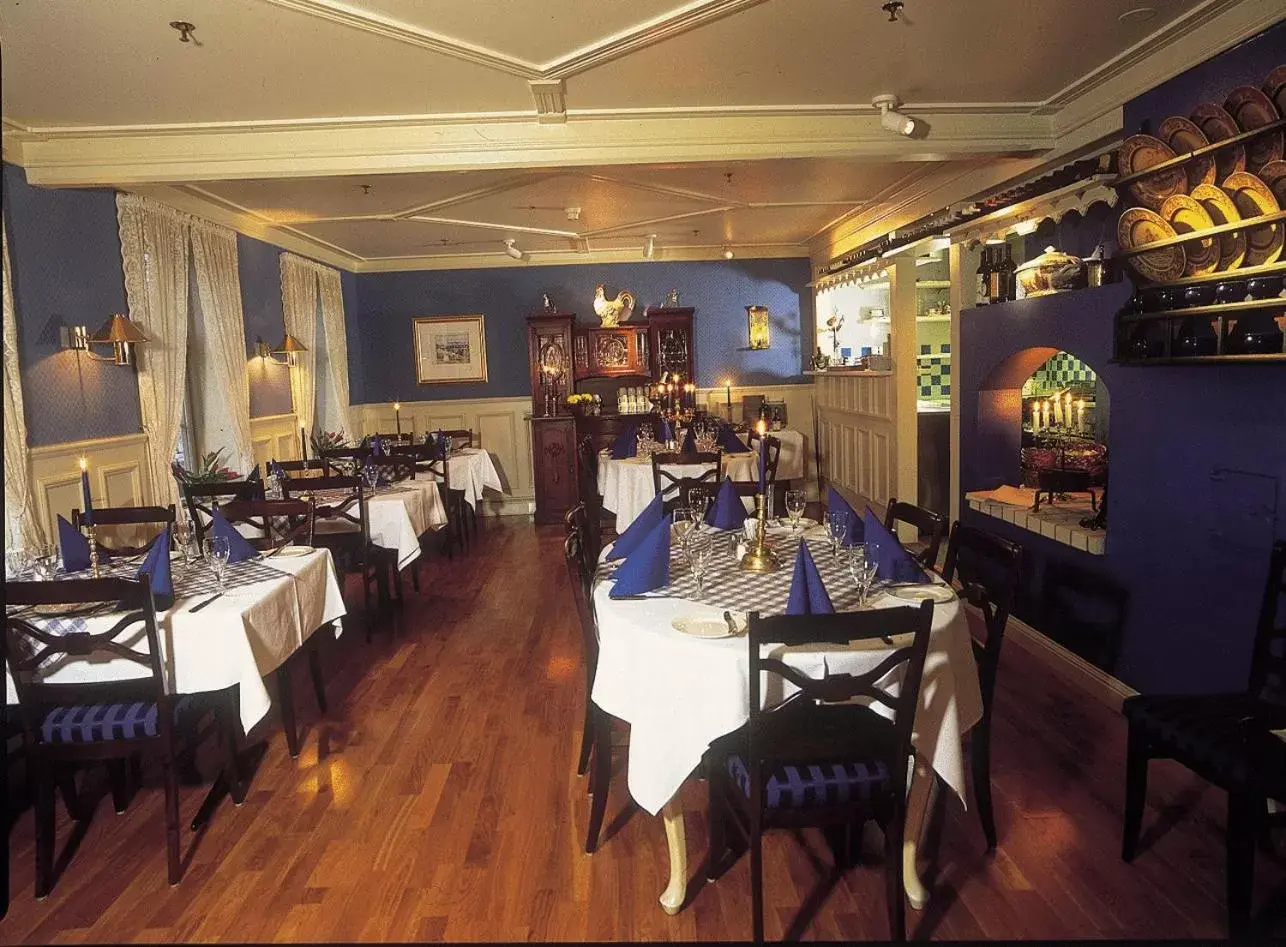 Restaurant/places to eat in Lillesand Hotel Norge Restaurant/places to eat in Lillesand Hotel Norge