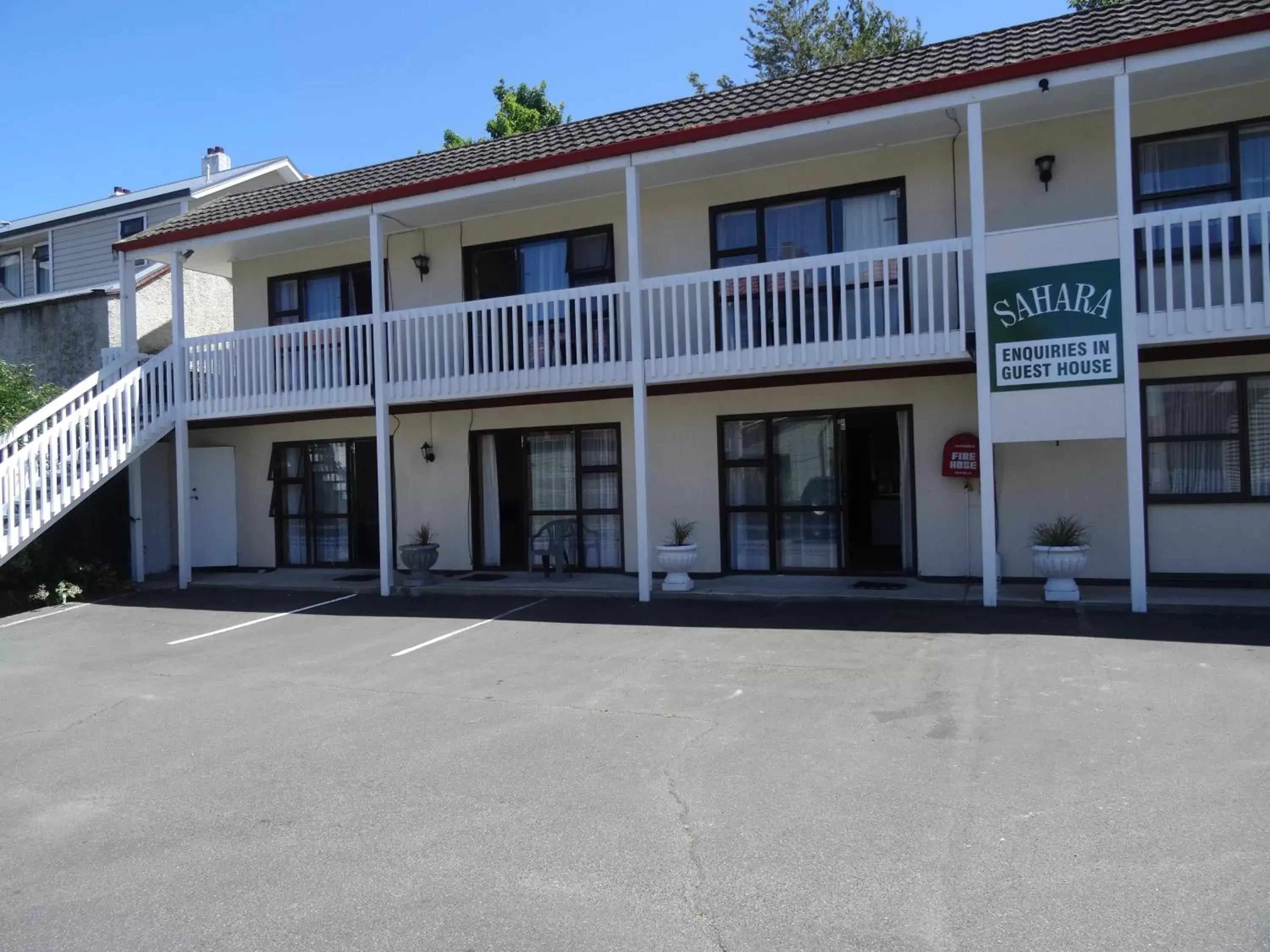 Property Building in Sahara Motels