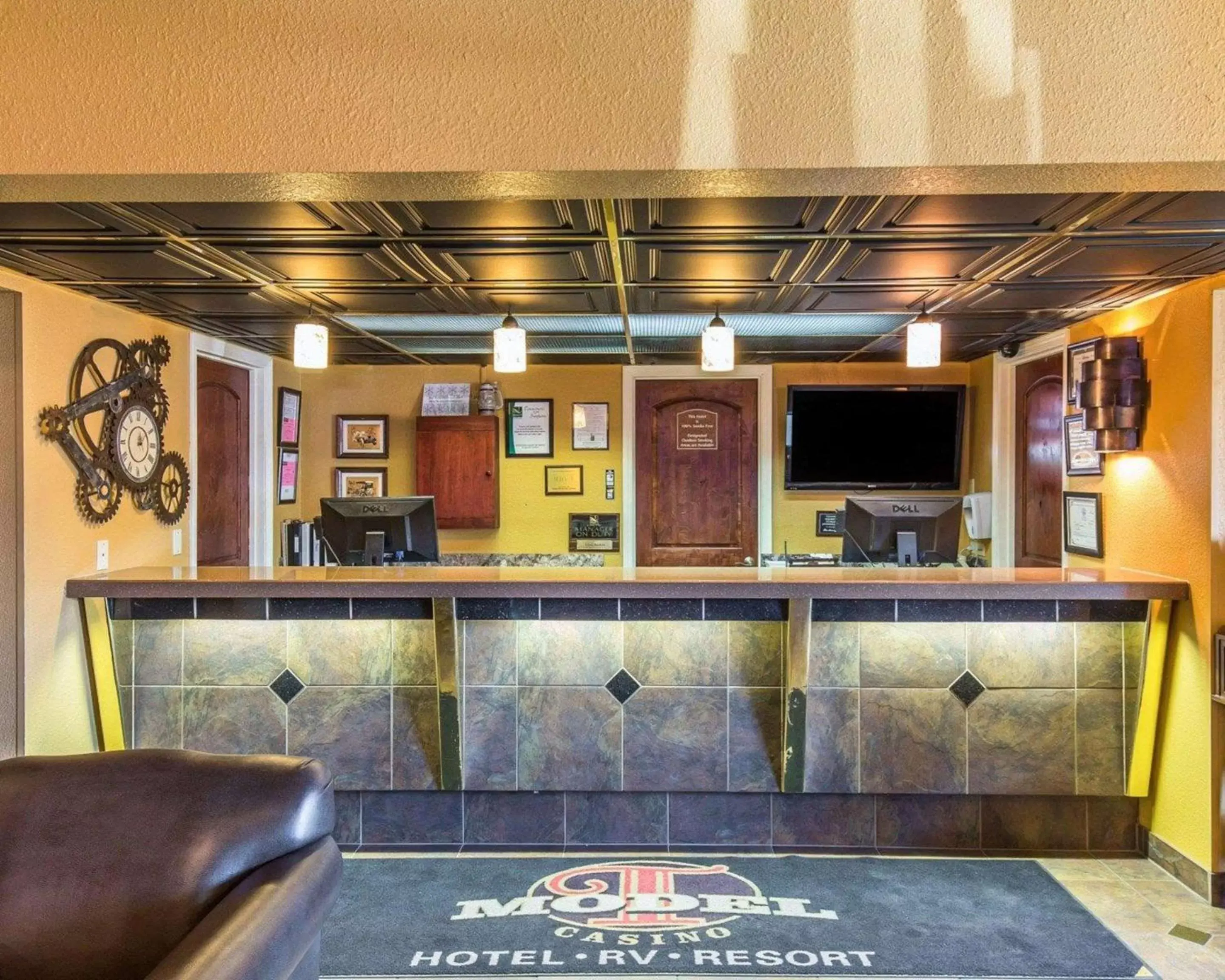 Lobby or reception in Quality Inn Winnemucca - Model T Casino Lobby or reception in Quality Inn Winnemucca - Model T Casino
