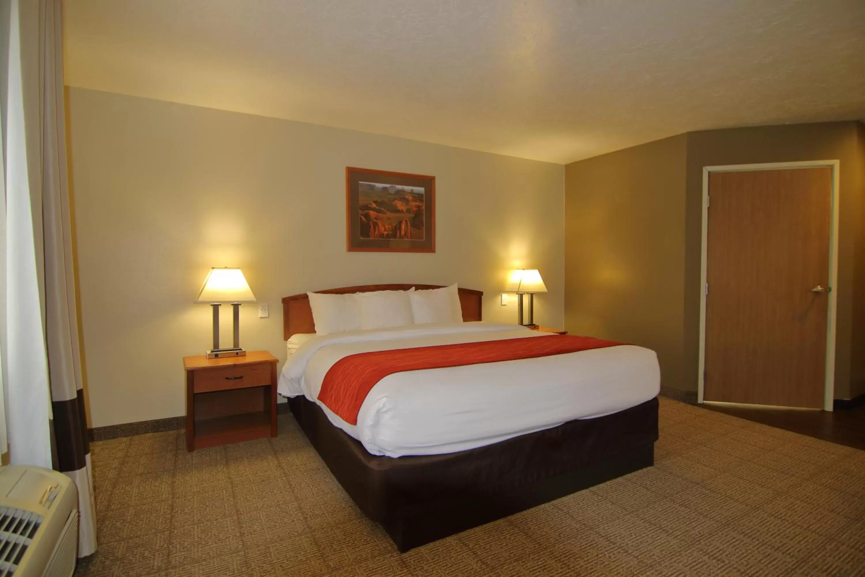 Photo of the whole room, Bed in Comfort Inn Richfield I-70