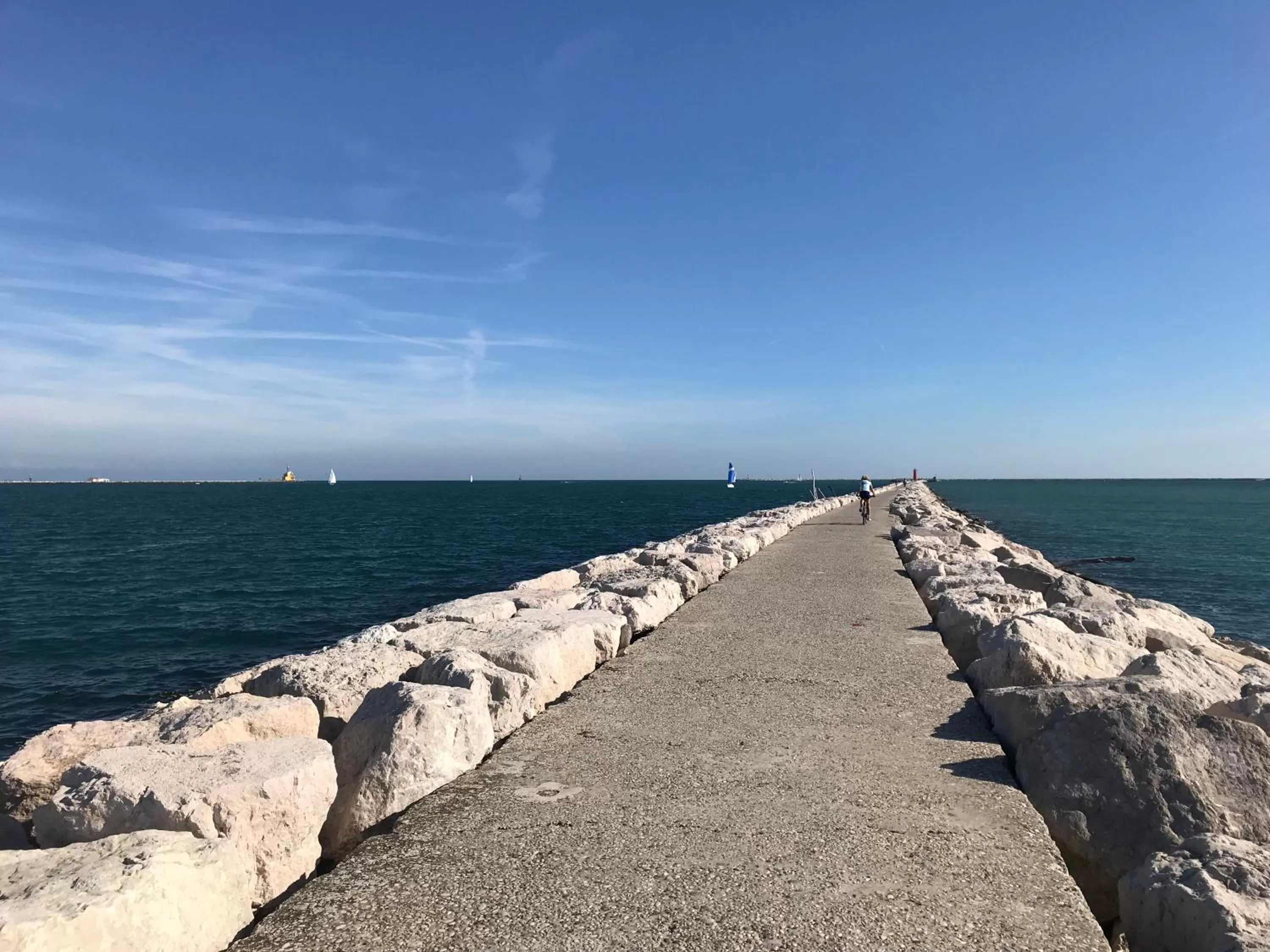 Natural landscape in Oasis Lagoon Estate