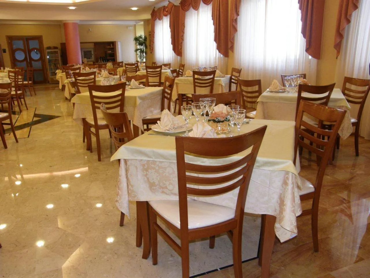 Restaurant/places to eat in Albergo Casa Del Pellegrino