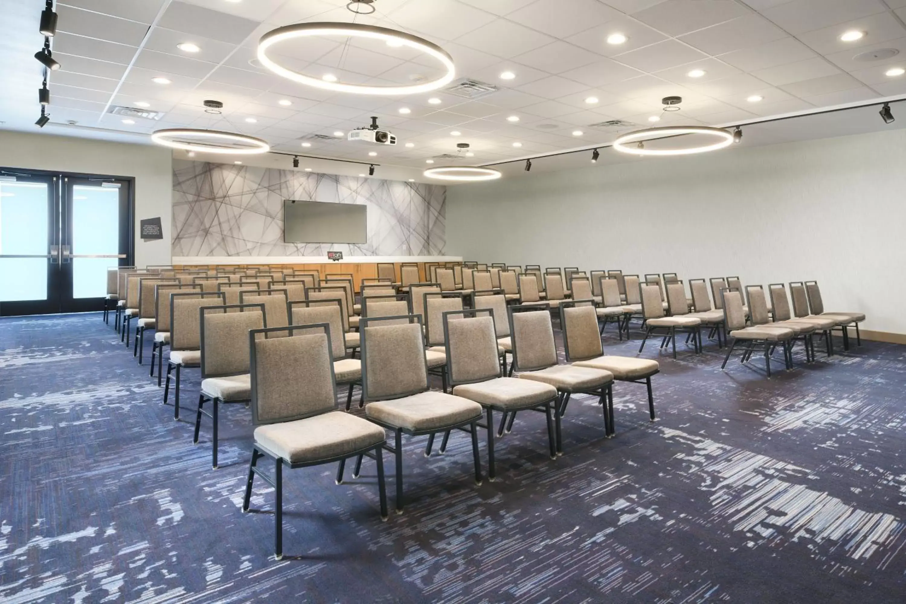 Meeting/conference room in Aloft Dallas Euless