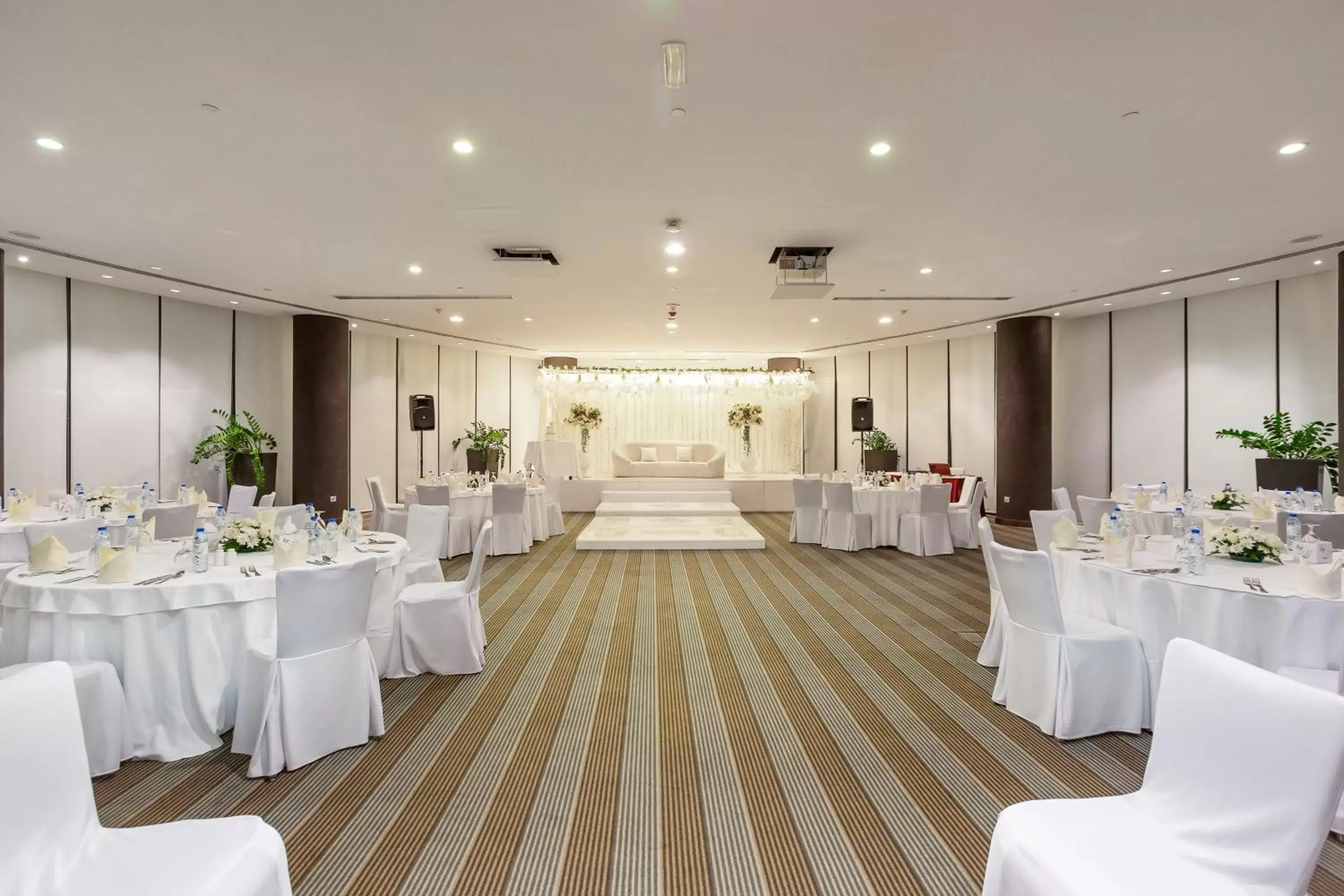 Banquet/Function facilities, Banquet Facilities in Holiday Inn Abu Dhabi, an IHG Hotel