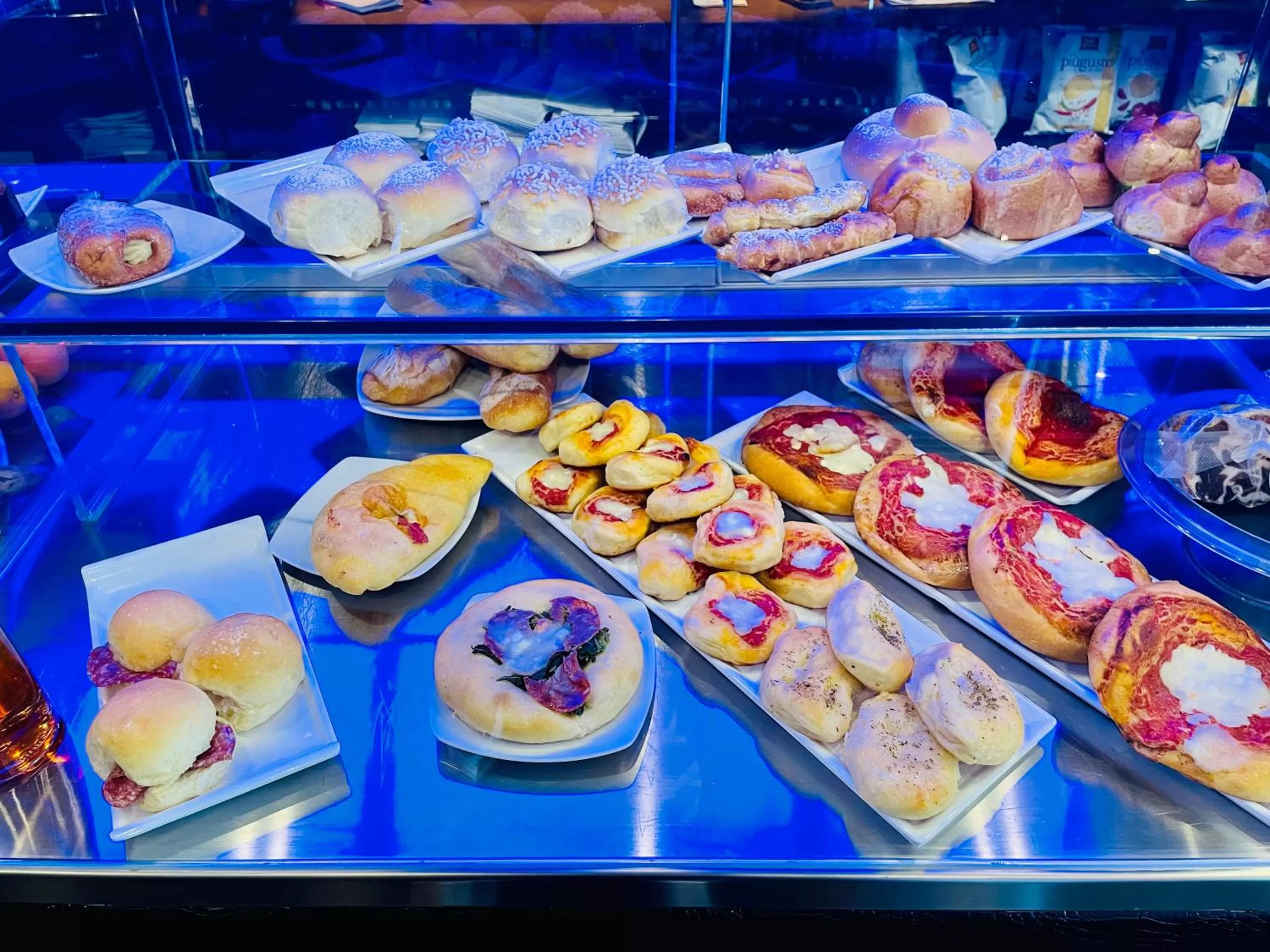 Breakfast in ConteMax ArtHouse