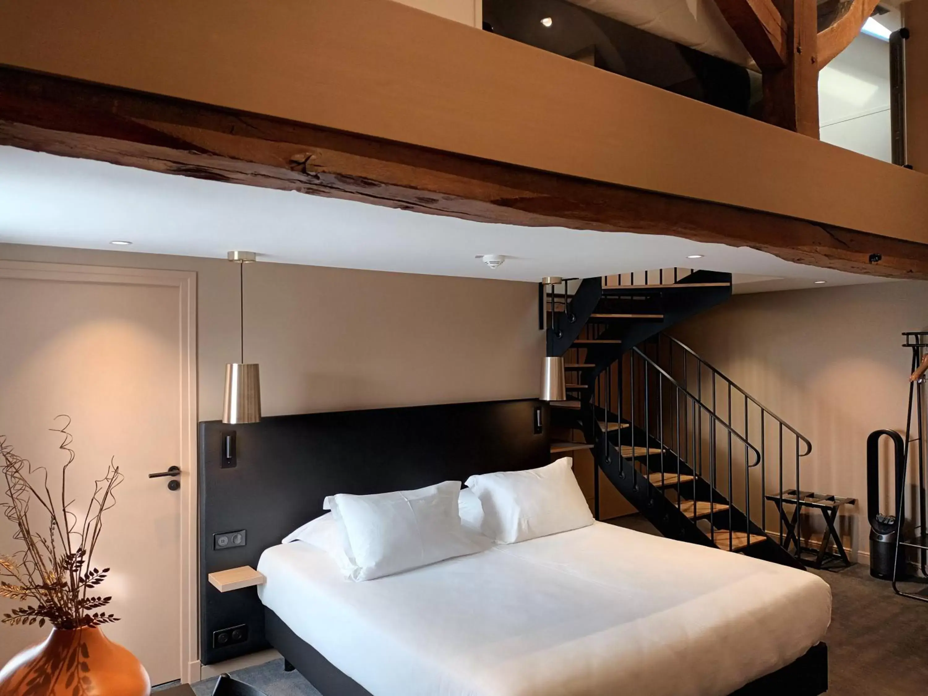 Bedroom, Bunk Bed in Hôtel Loysel le Gaucher