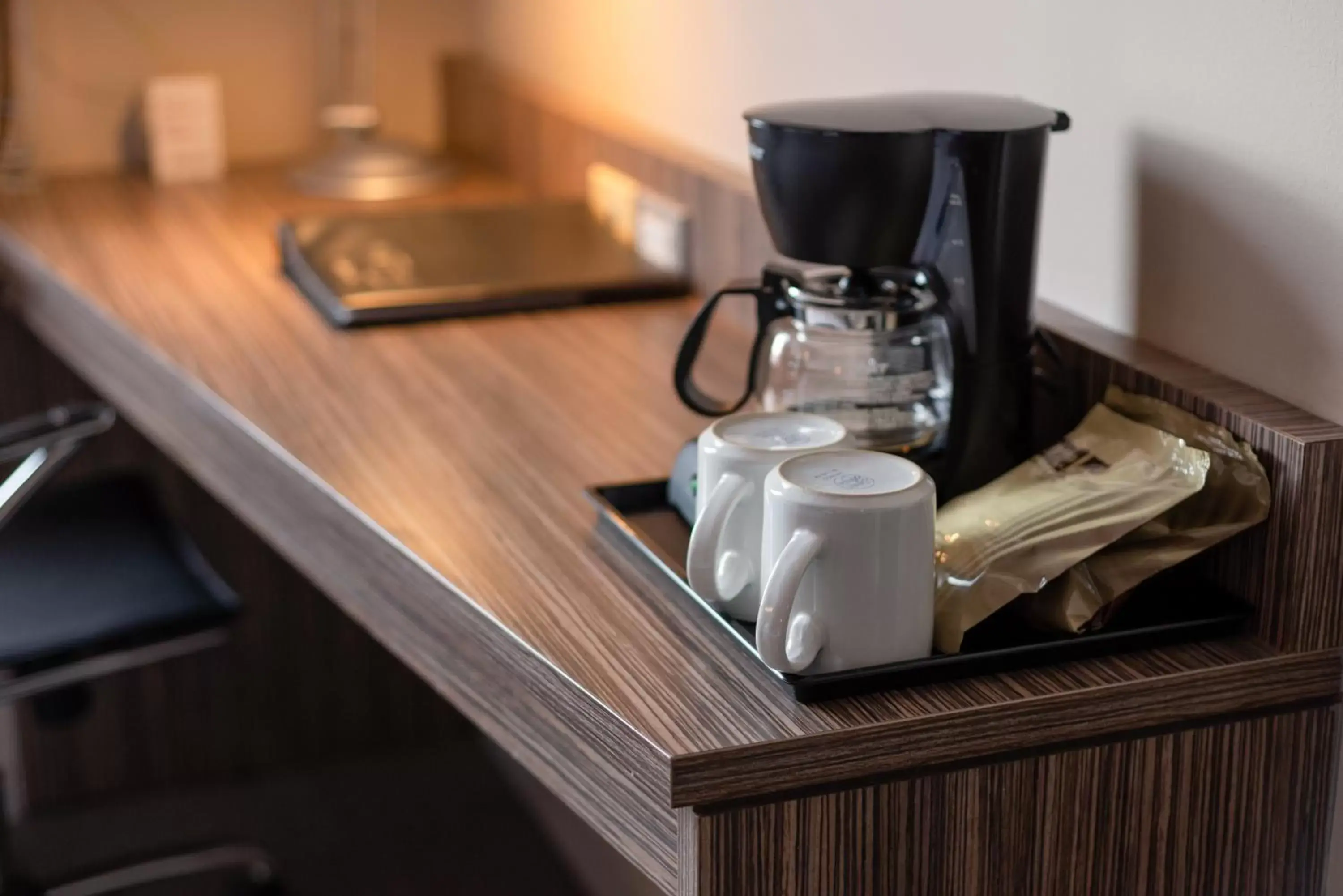 Coffee/tea facilities in Ramada Encore by Wyndham Chihuahua Distrito 1