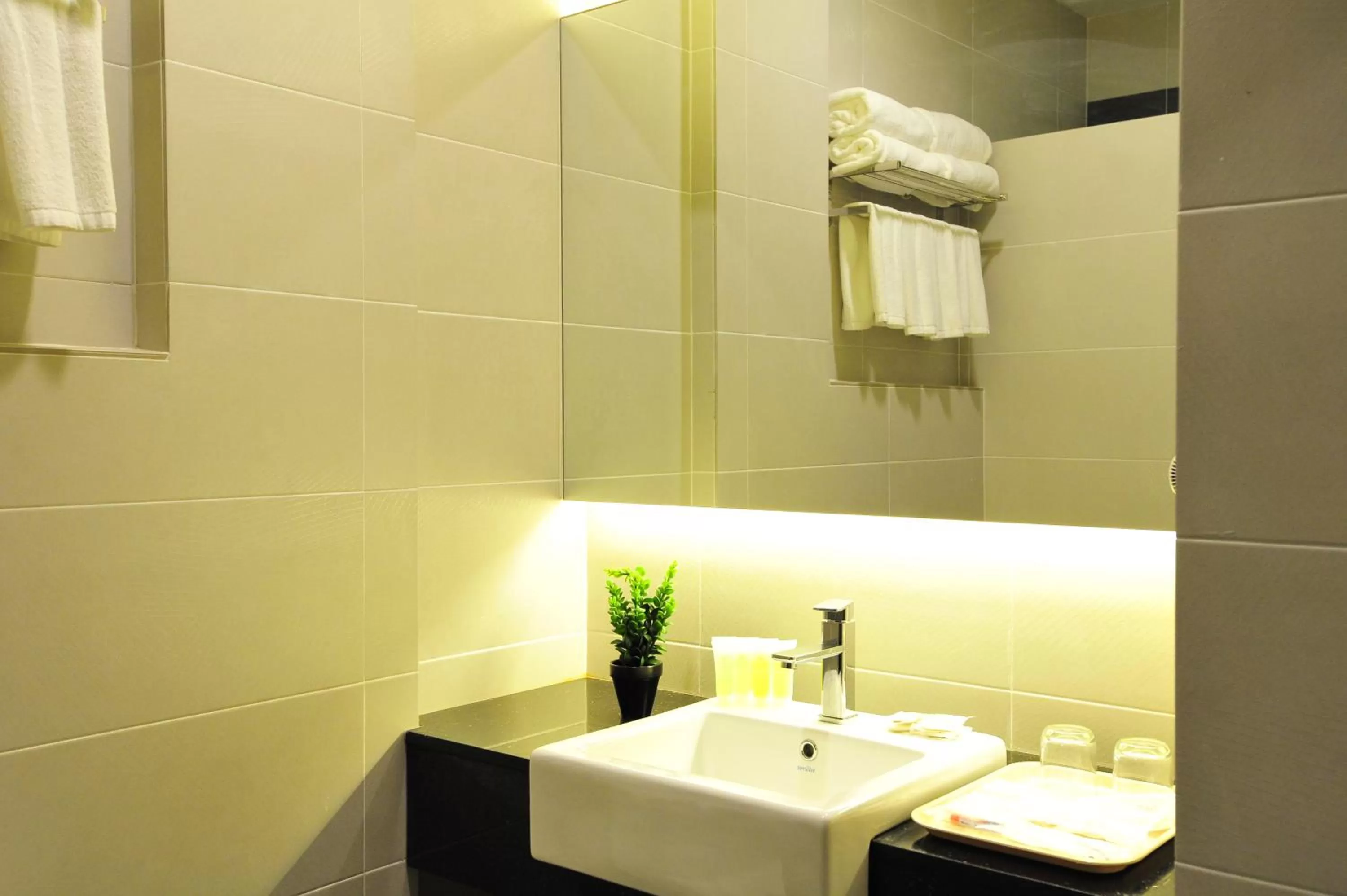 Bathroom in Marvelux Hotel