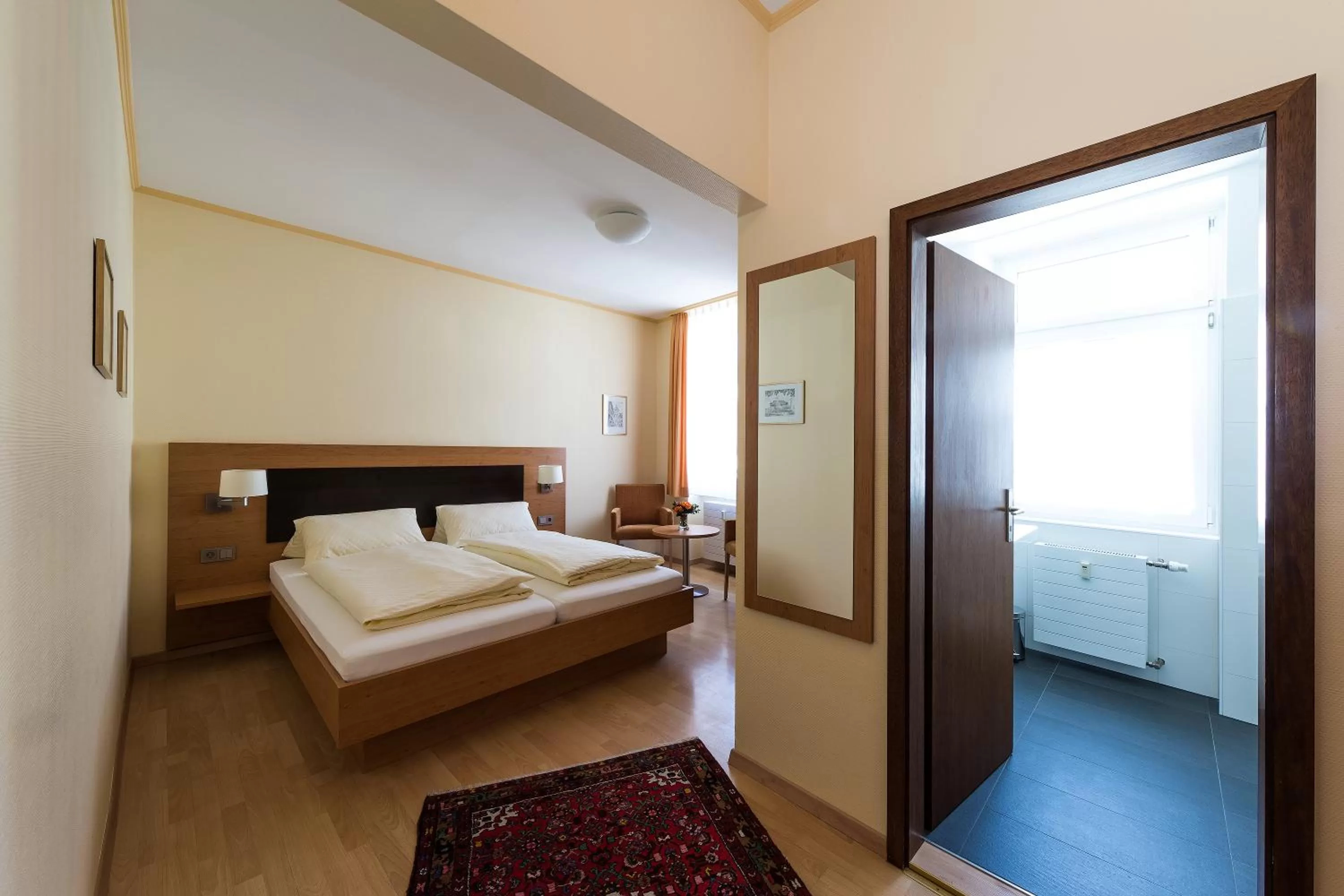 Bed in Hotel Hirschen