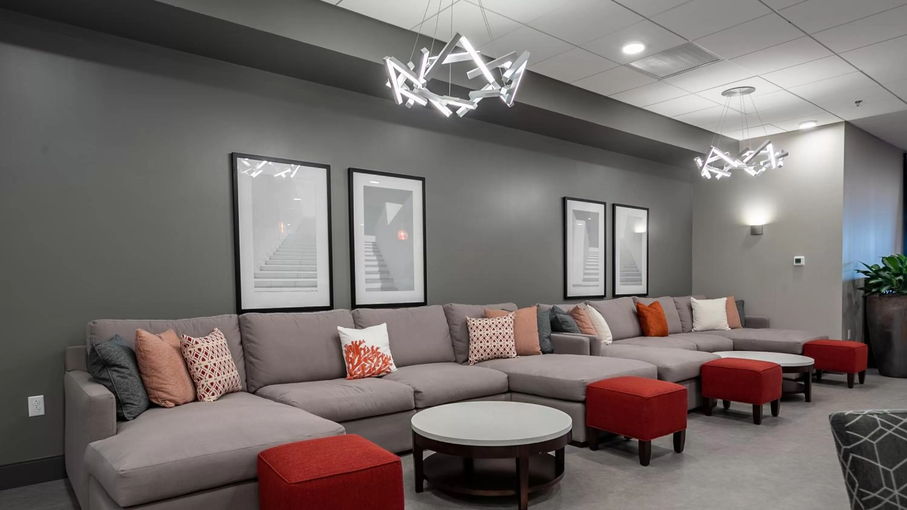 Lounge or bar in Holiday Inn Panama City by IHG