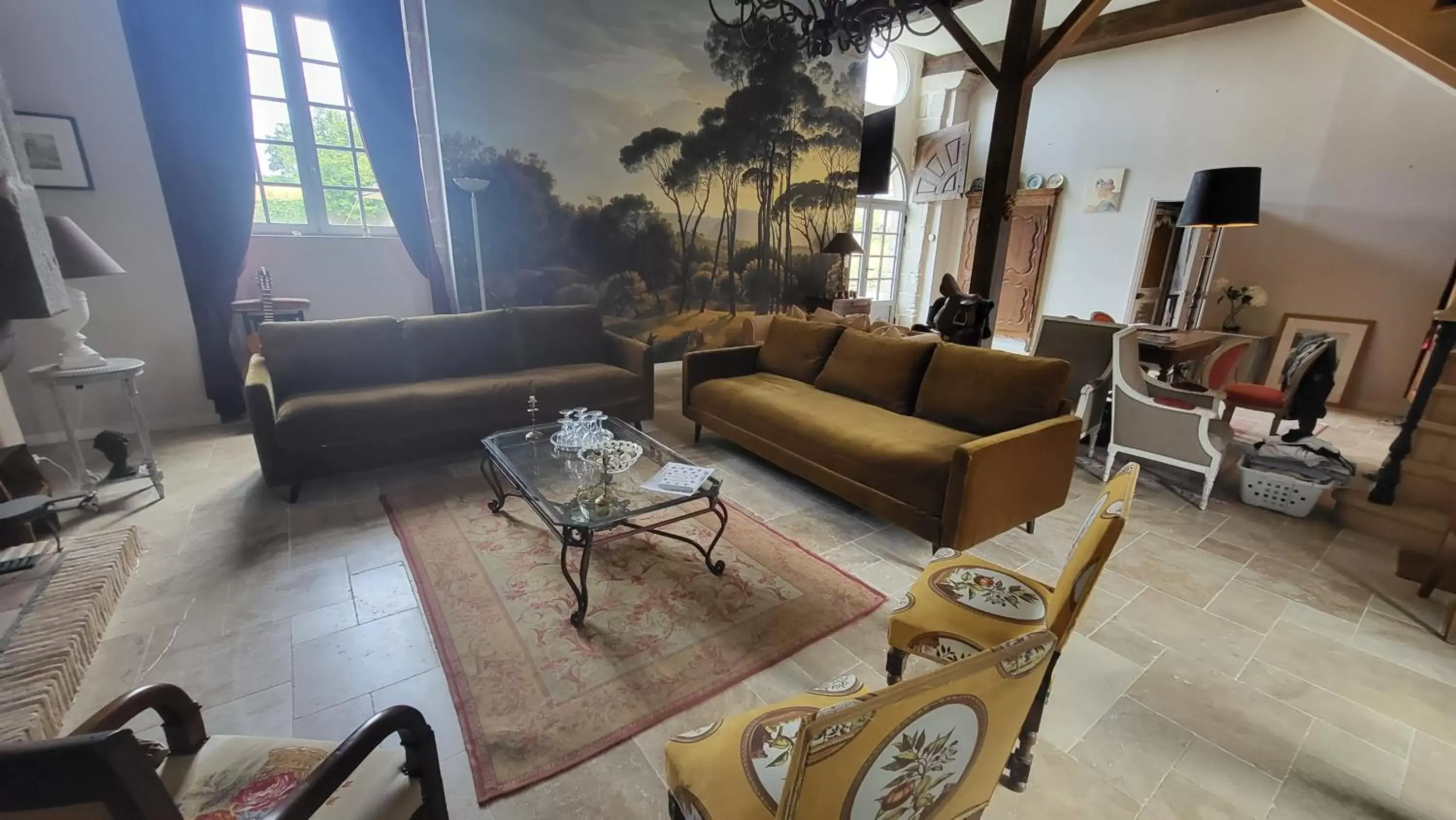 Seating Area in Manoir de la Garaye - suite parentale