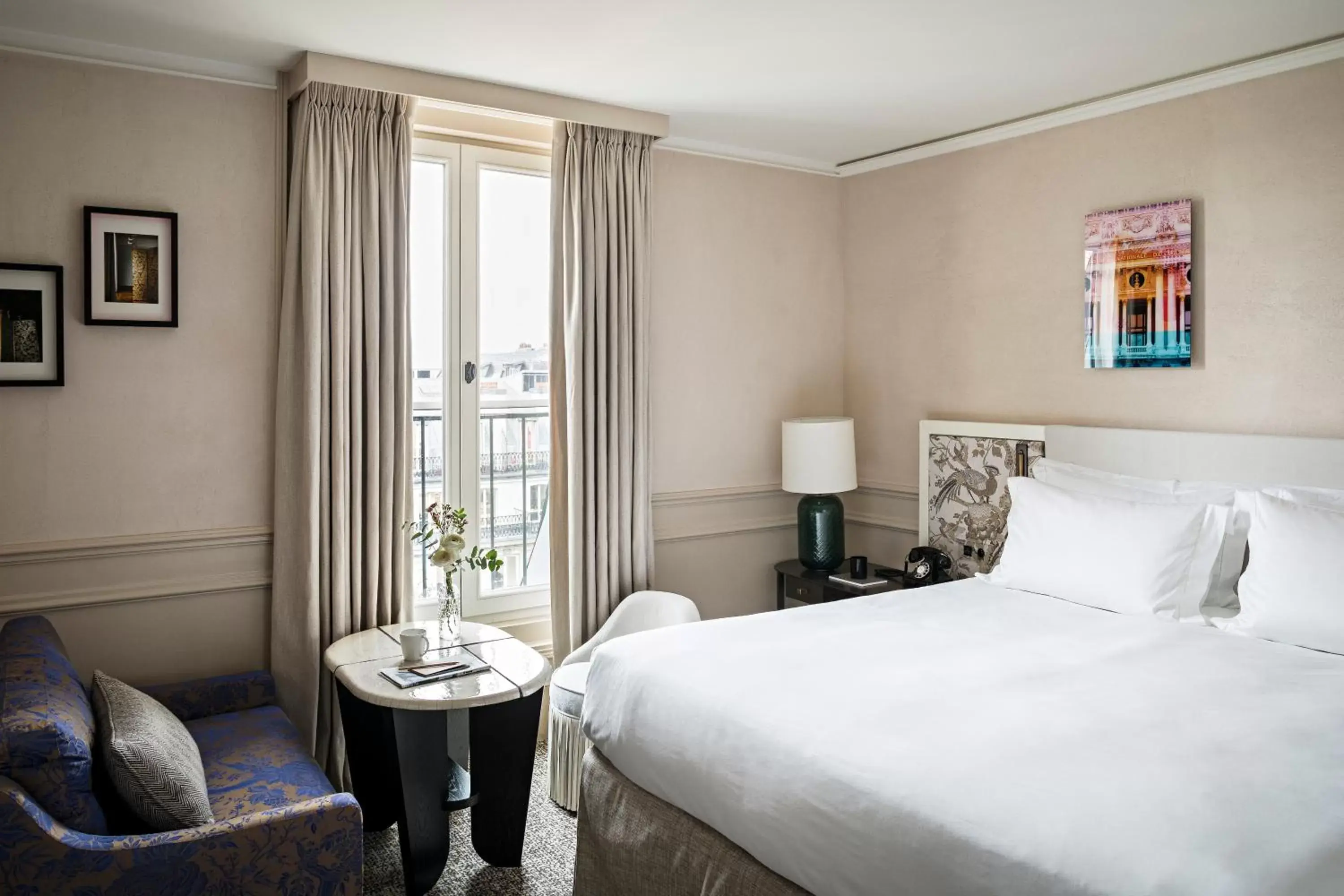Bedroom, Bed in Sofitel Le Scribe Paris Opera