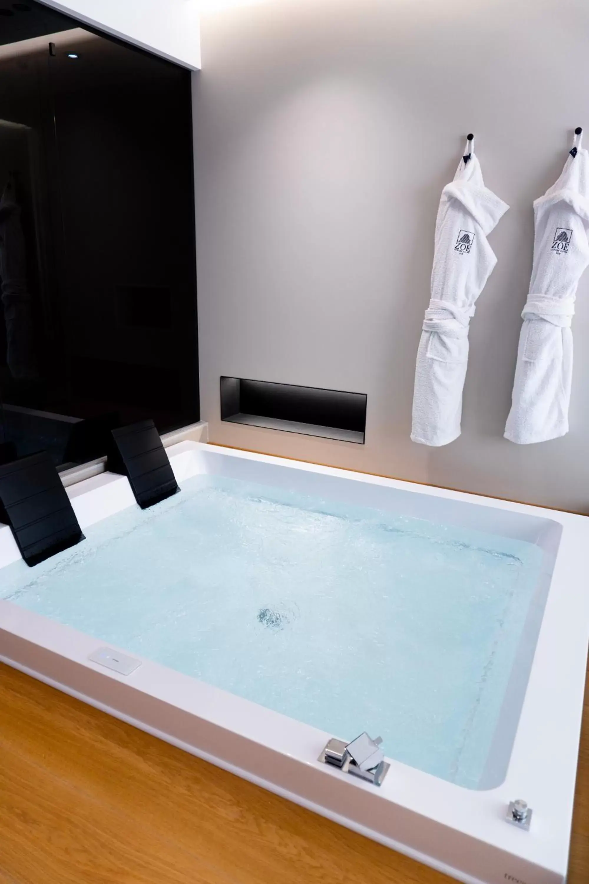 Double Room with Spa Bath in ZOE LUXURY SUITES