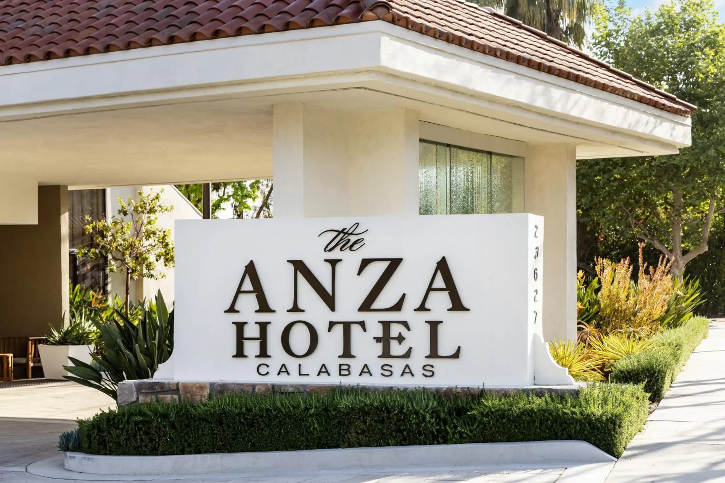 Property building, Property Logo/Sign in The Anza-a Calabasas Hotel
