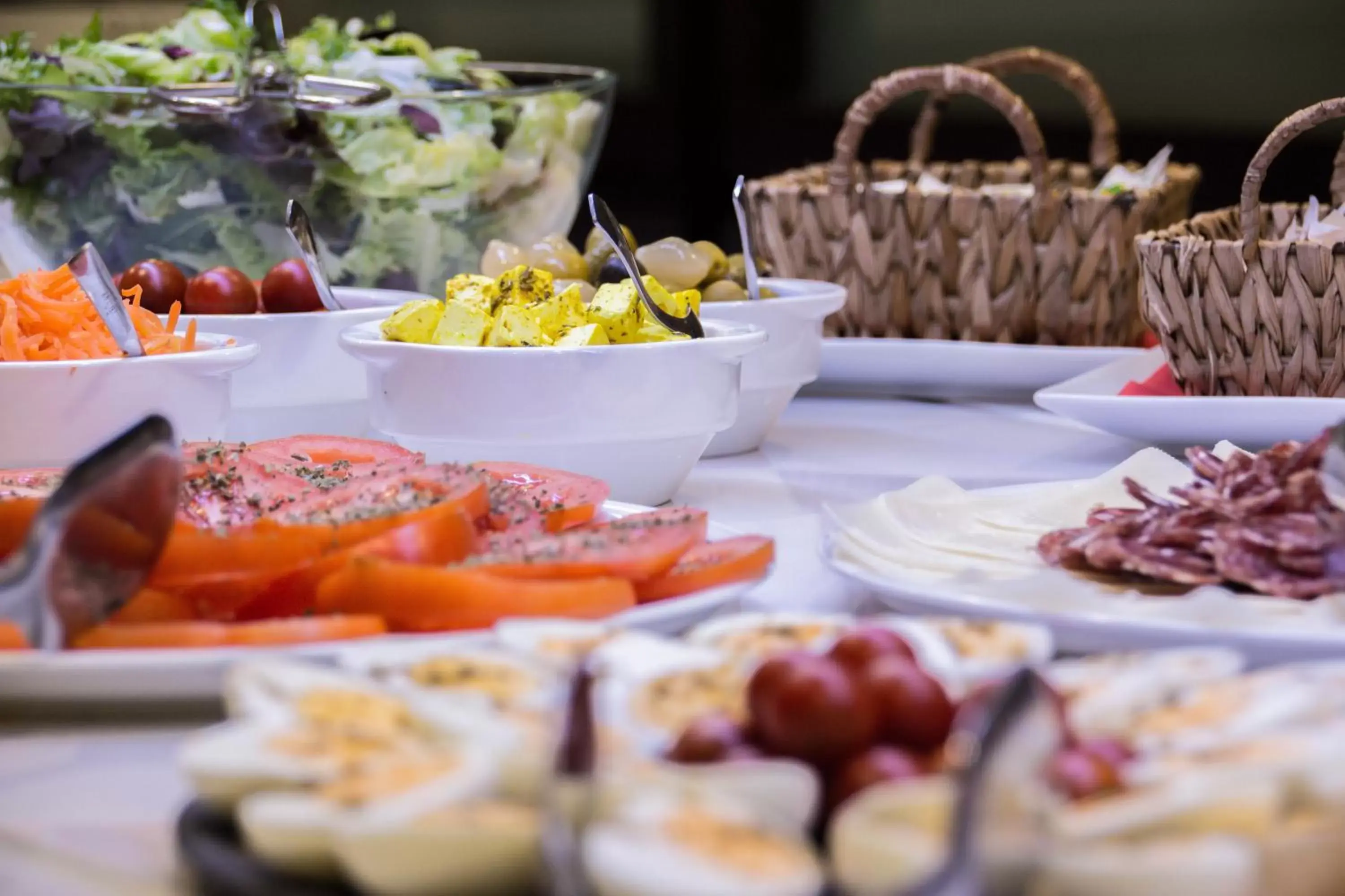 Food in Ibis Girona