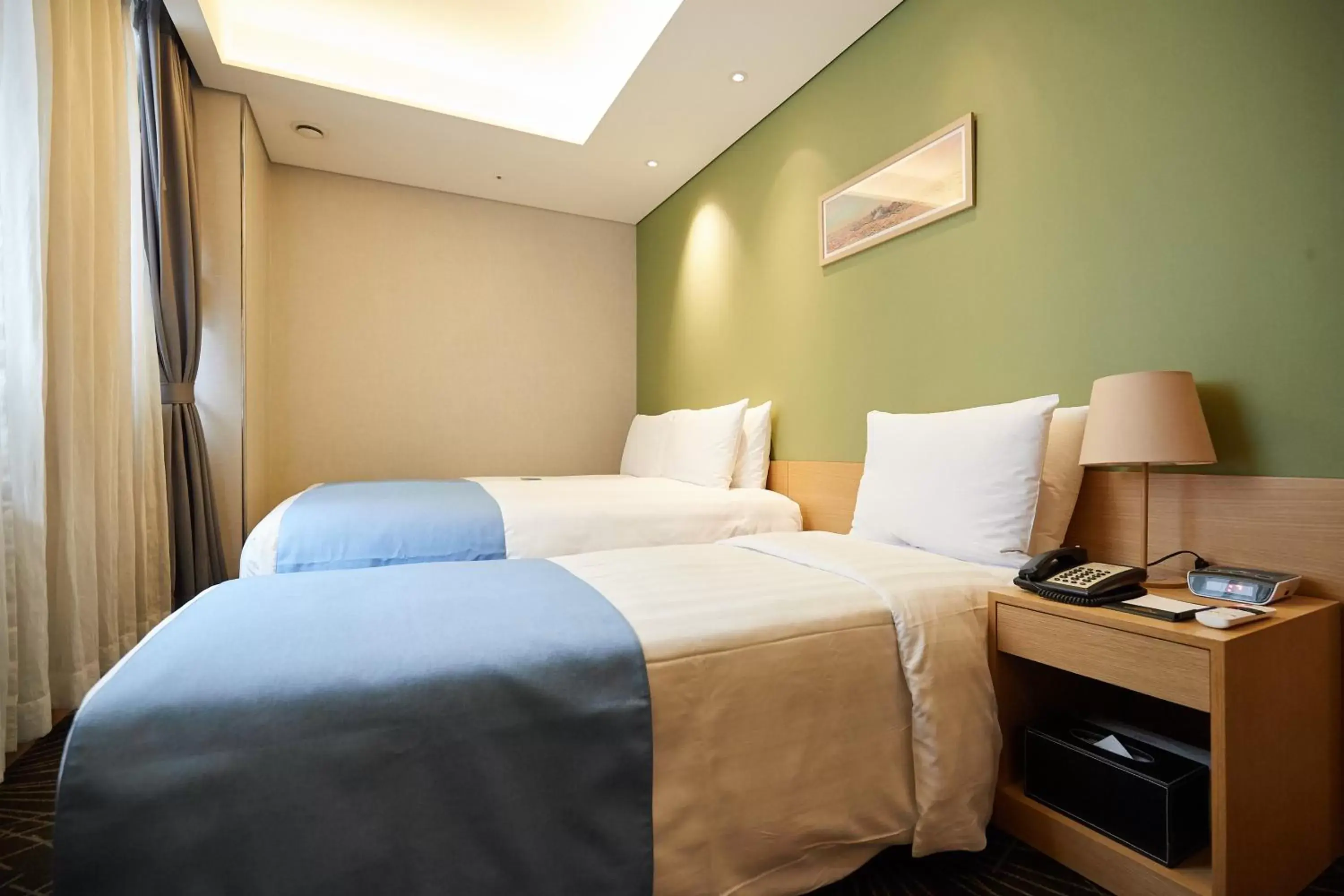 Bed in Days Hotel by Wyndham Seoul Myeongdong