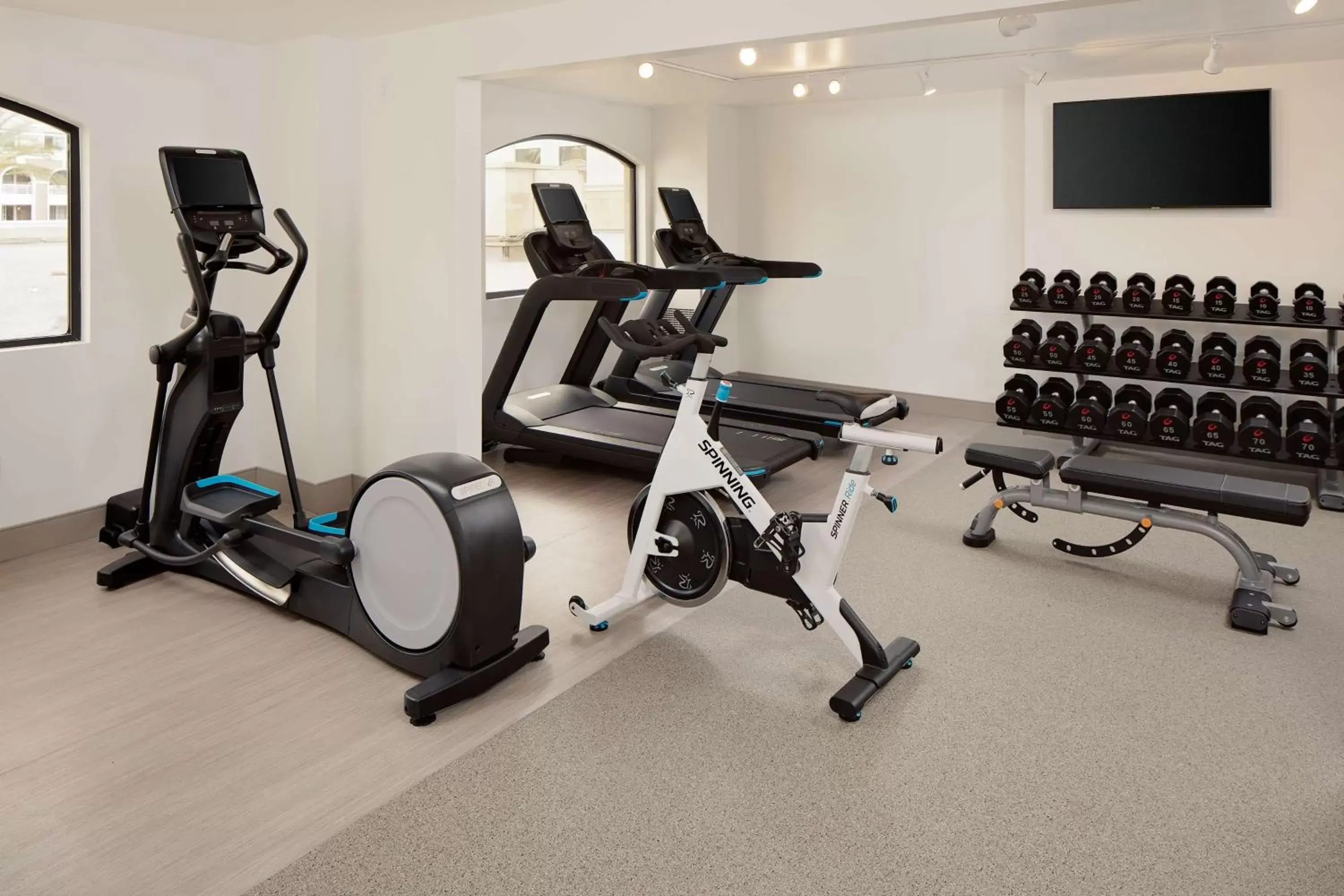 Fitness centre/facilities, Fitness Center/Facilities in DoubleTree by Hilton Santa Ana - Orange County Airport