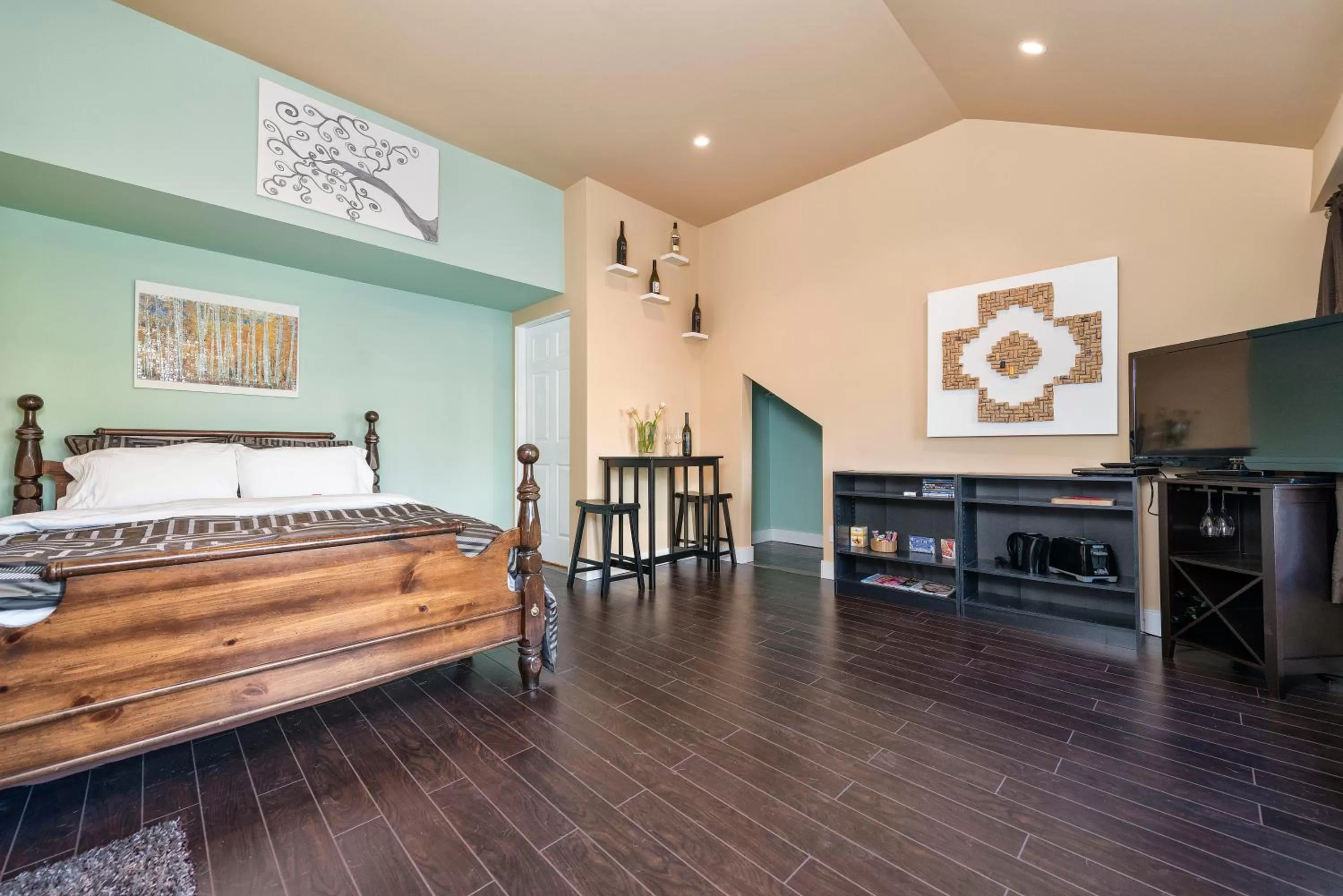 Bedroom in Tall Trees Bed & Breakfast