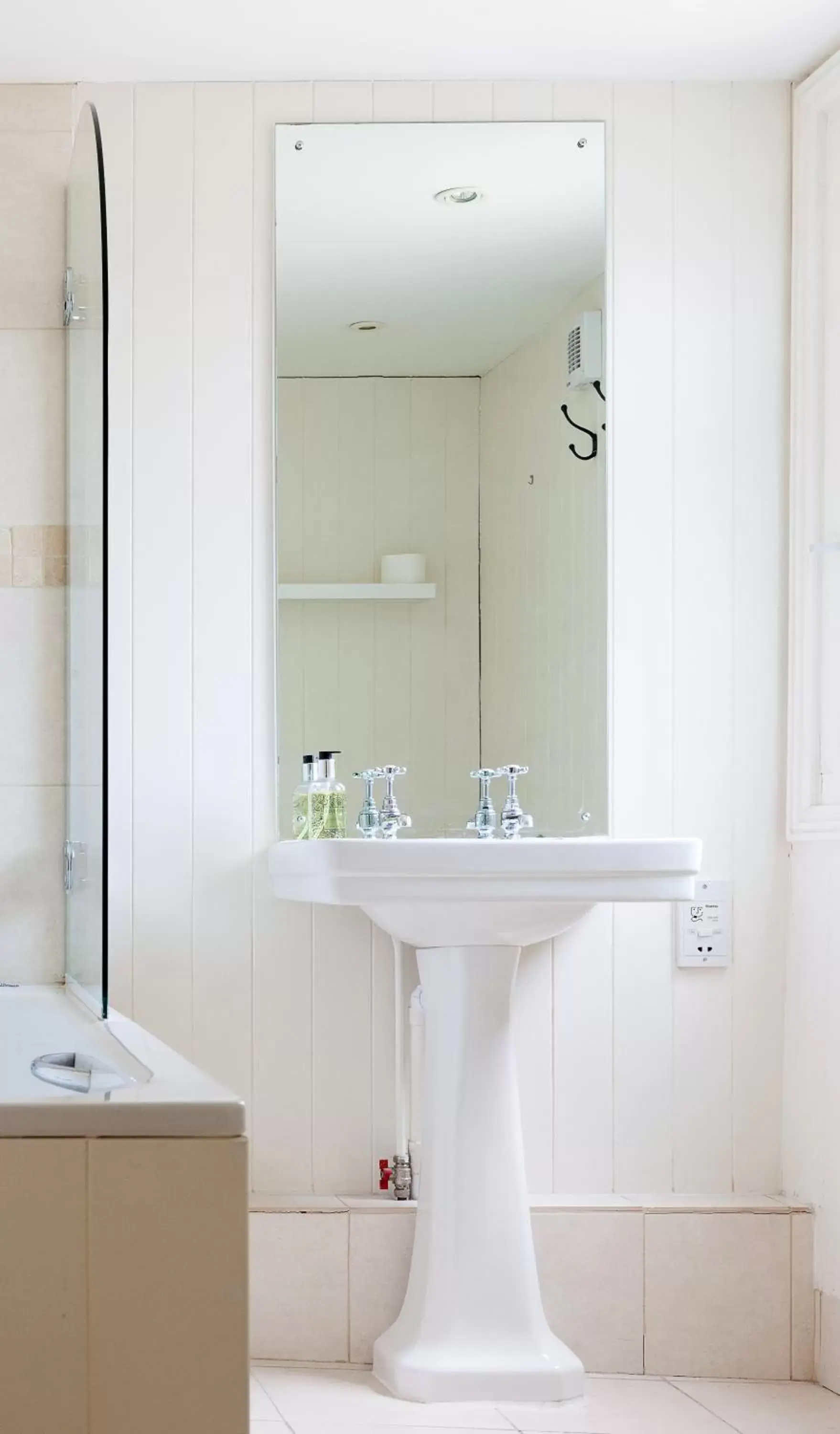 Bathroom in The Stag at Stow