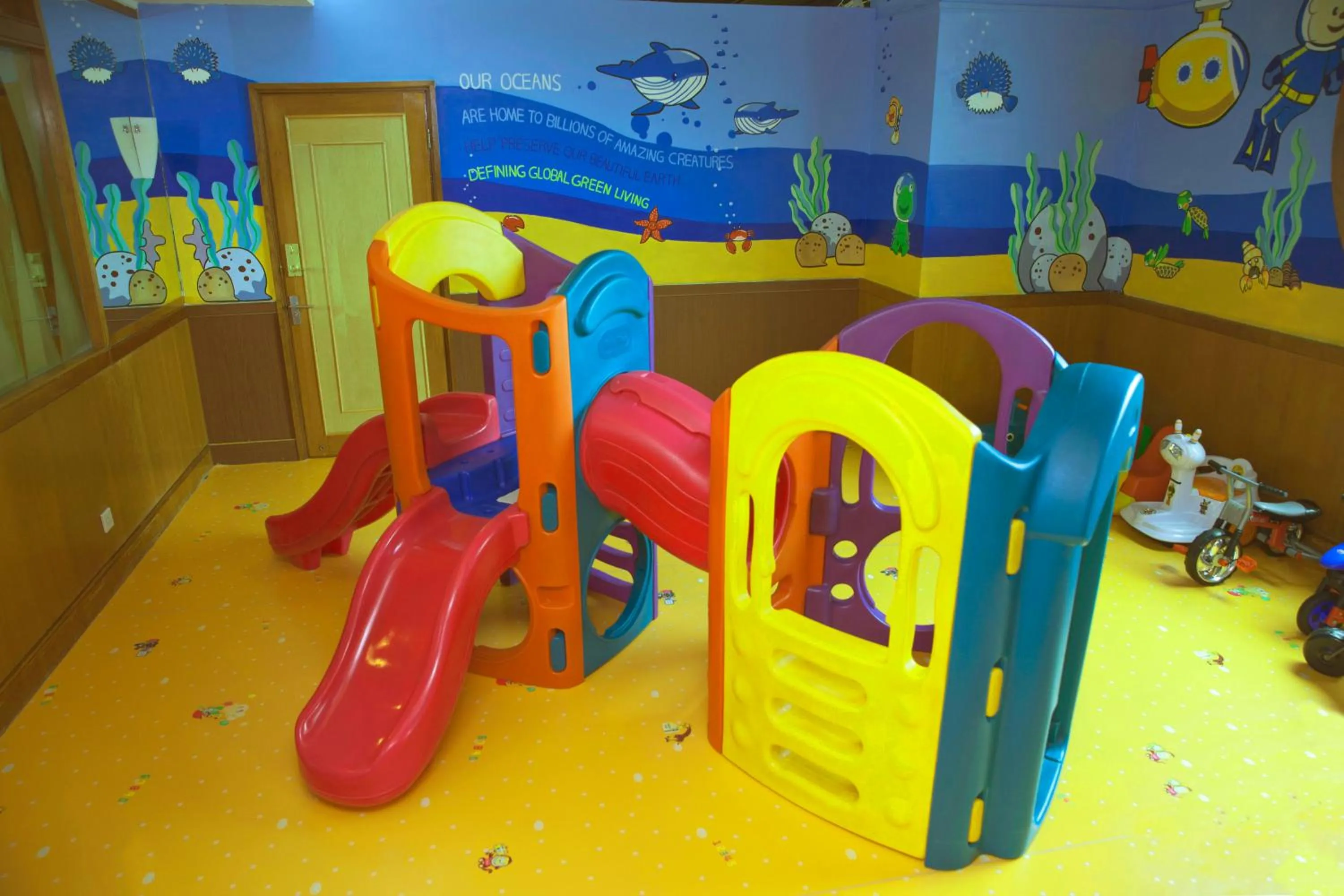 Children play ground in Somerset Olympic Tower Tianjin