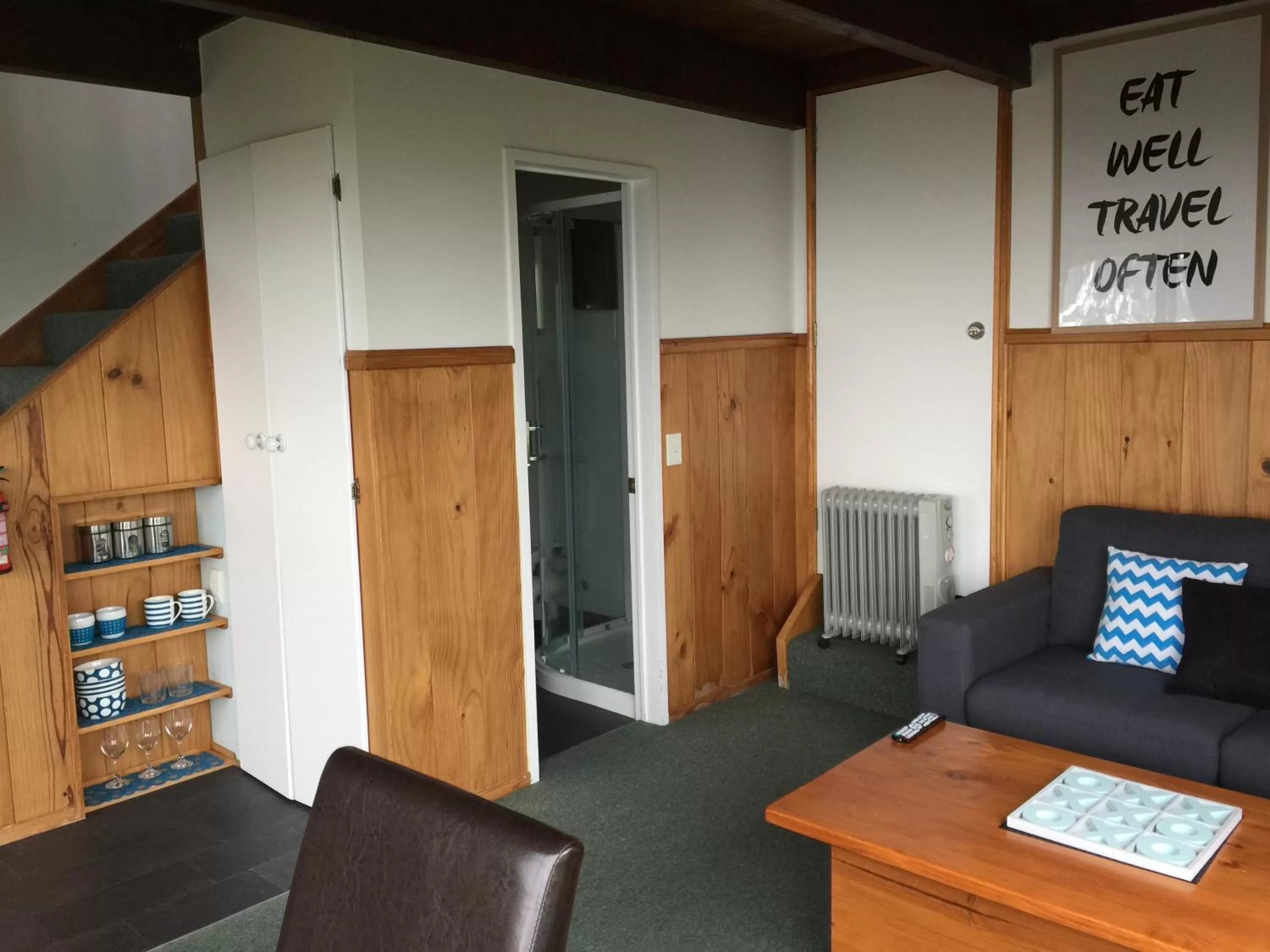 Kitchen or kitchenette in Grafton Cottage & Chalets