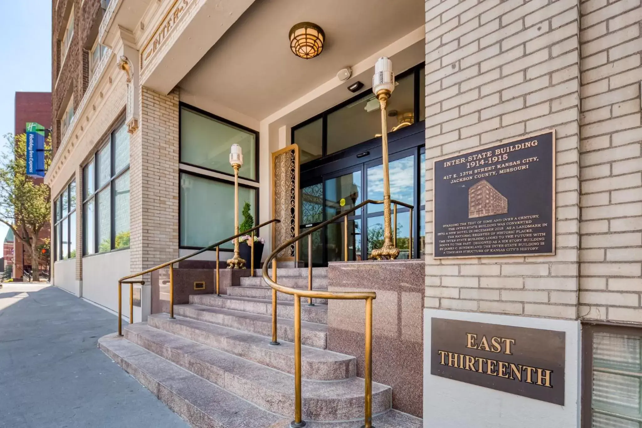 Property building in Holiday Inn Express - Kansas City Downtown, an IHG Hotel