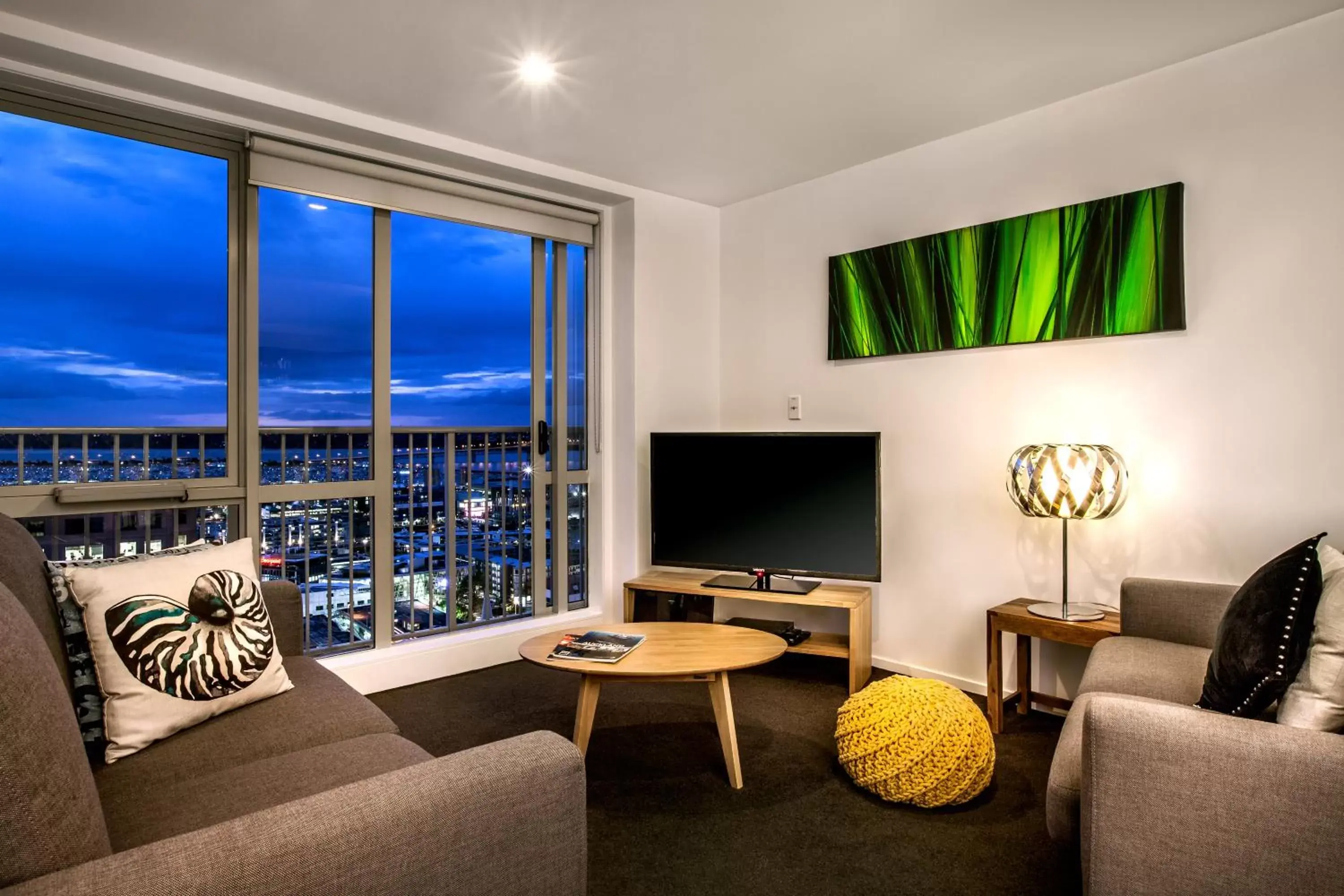 Living room in Barclay Suites Living room in Barclay Suites