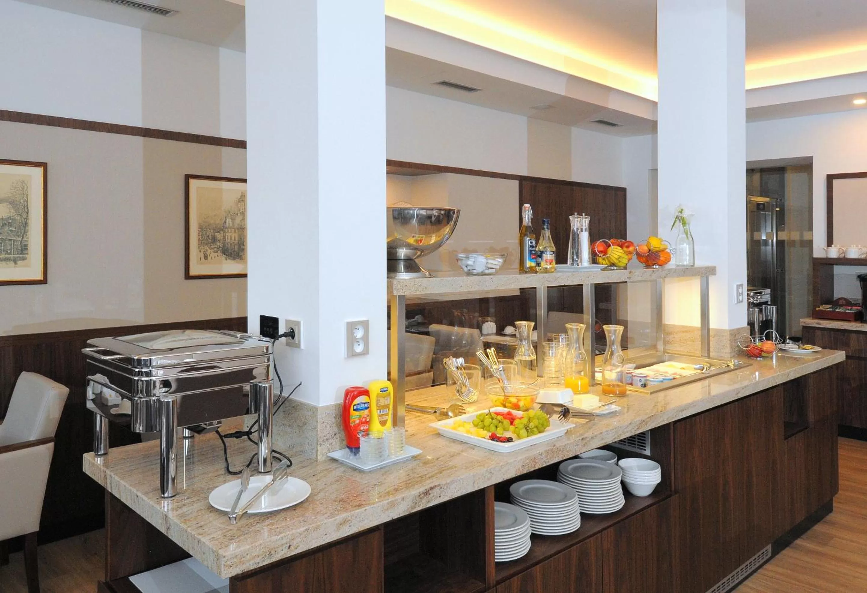 Restaurant/places to eat in Hotel Kramer