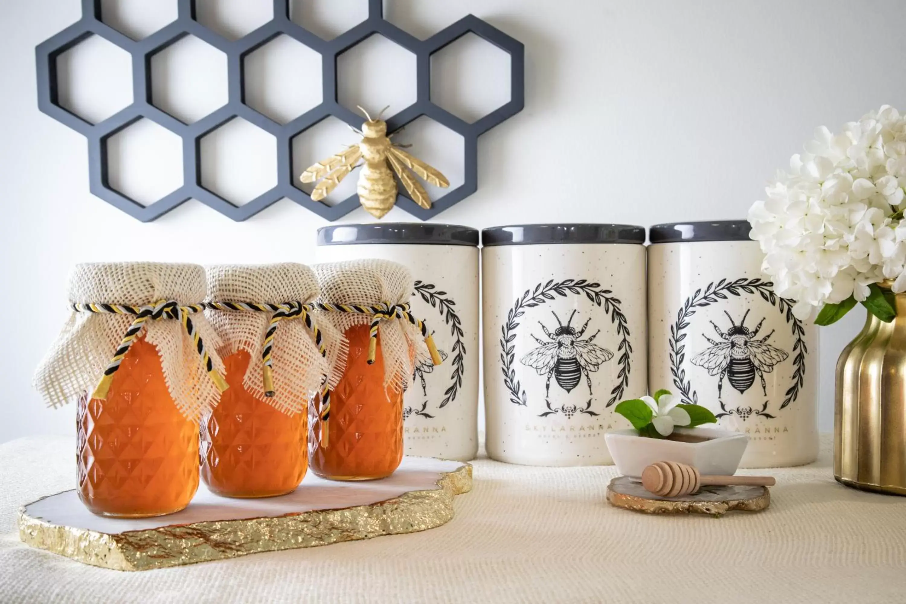 Food and drinks in SKYLARANNA Resort & SPA Food and drinks in SKYLARANNA Resort & SPA