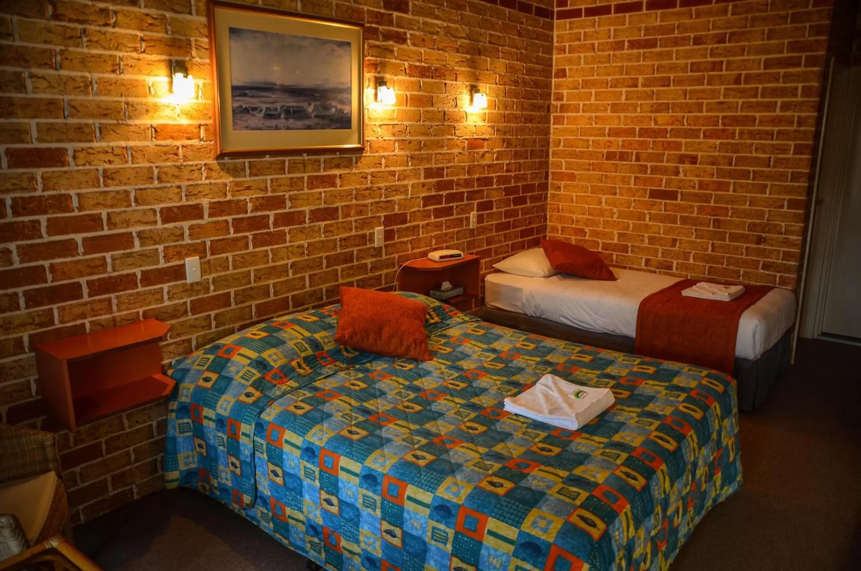 Photo of the whole room, Bed in Beenleigh Village Motel