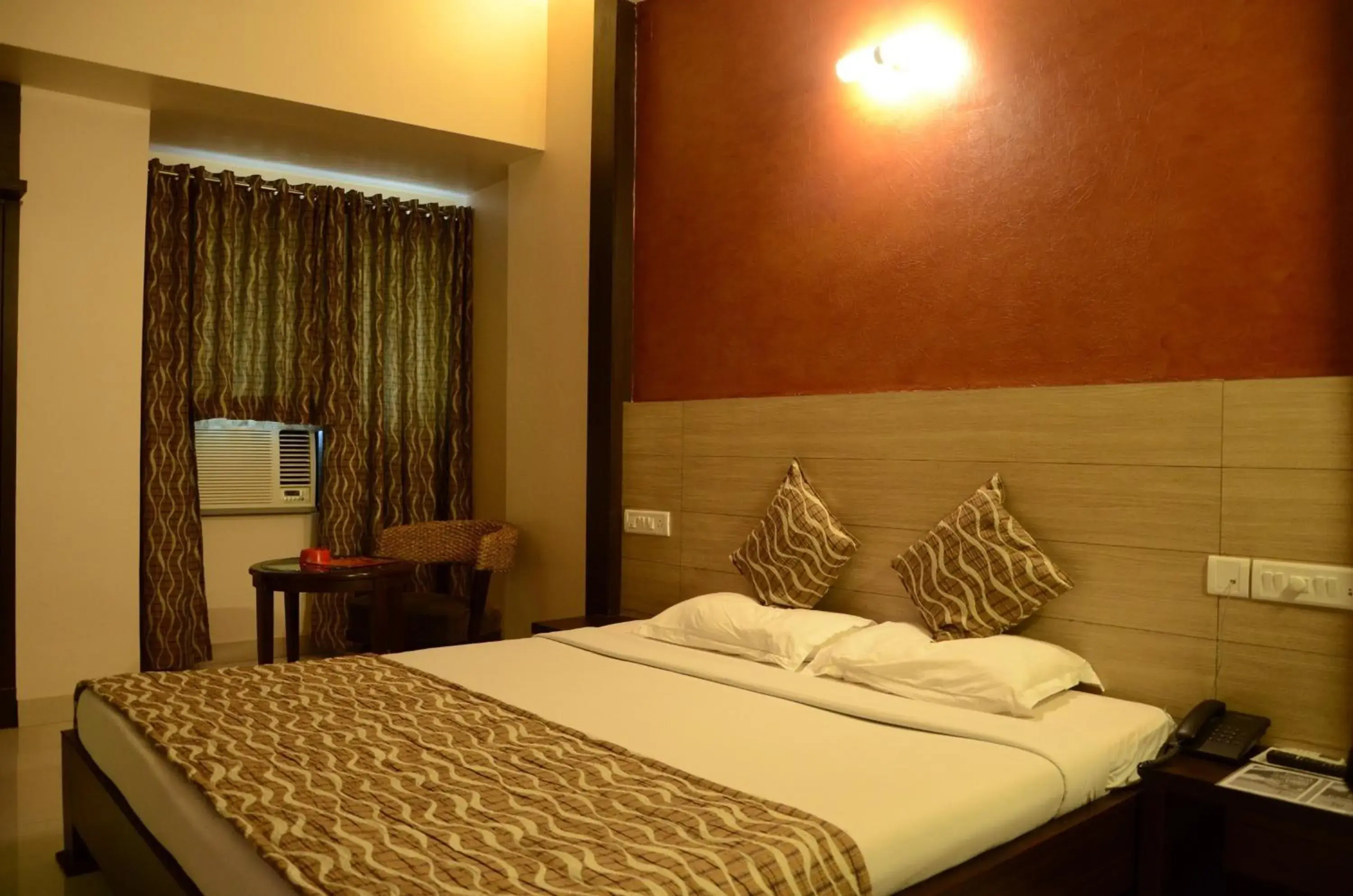 Photo of the whole room, Bed in Hotel Pushpak