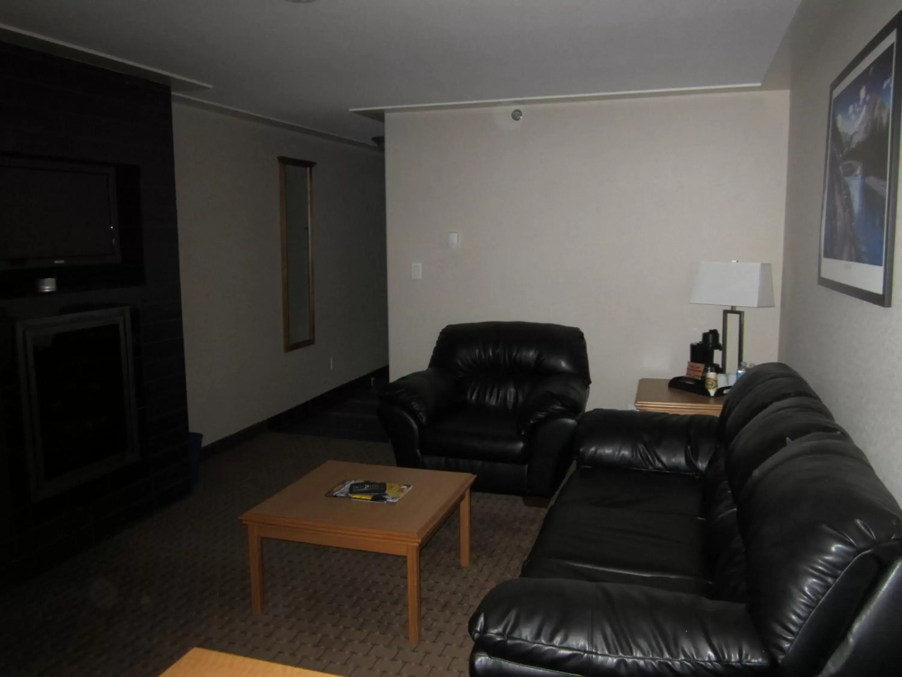 Seating Area in Woodlands Inn & Suites