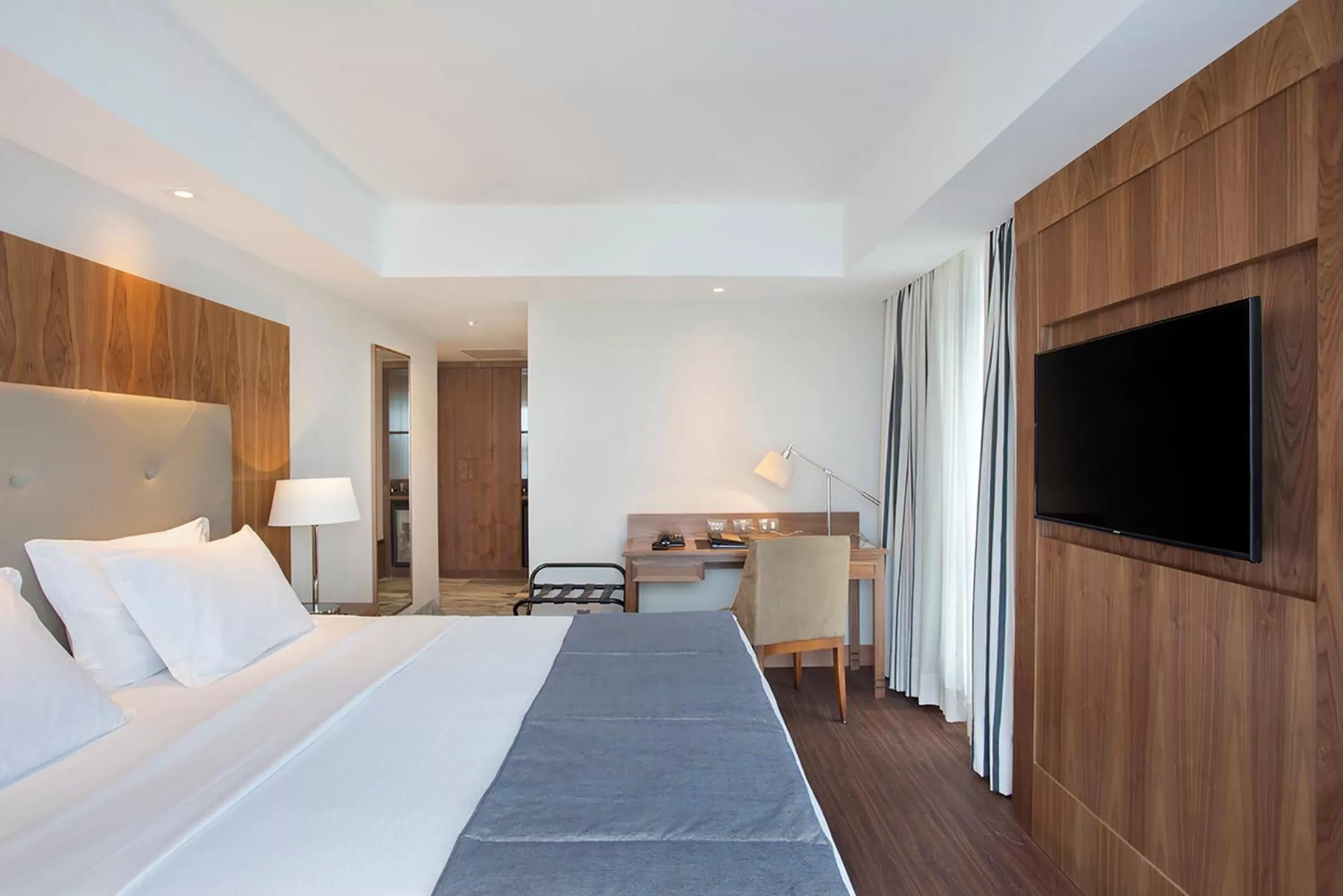 Superior Double Room - single occupancy in Windsor Marapendi Hotel