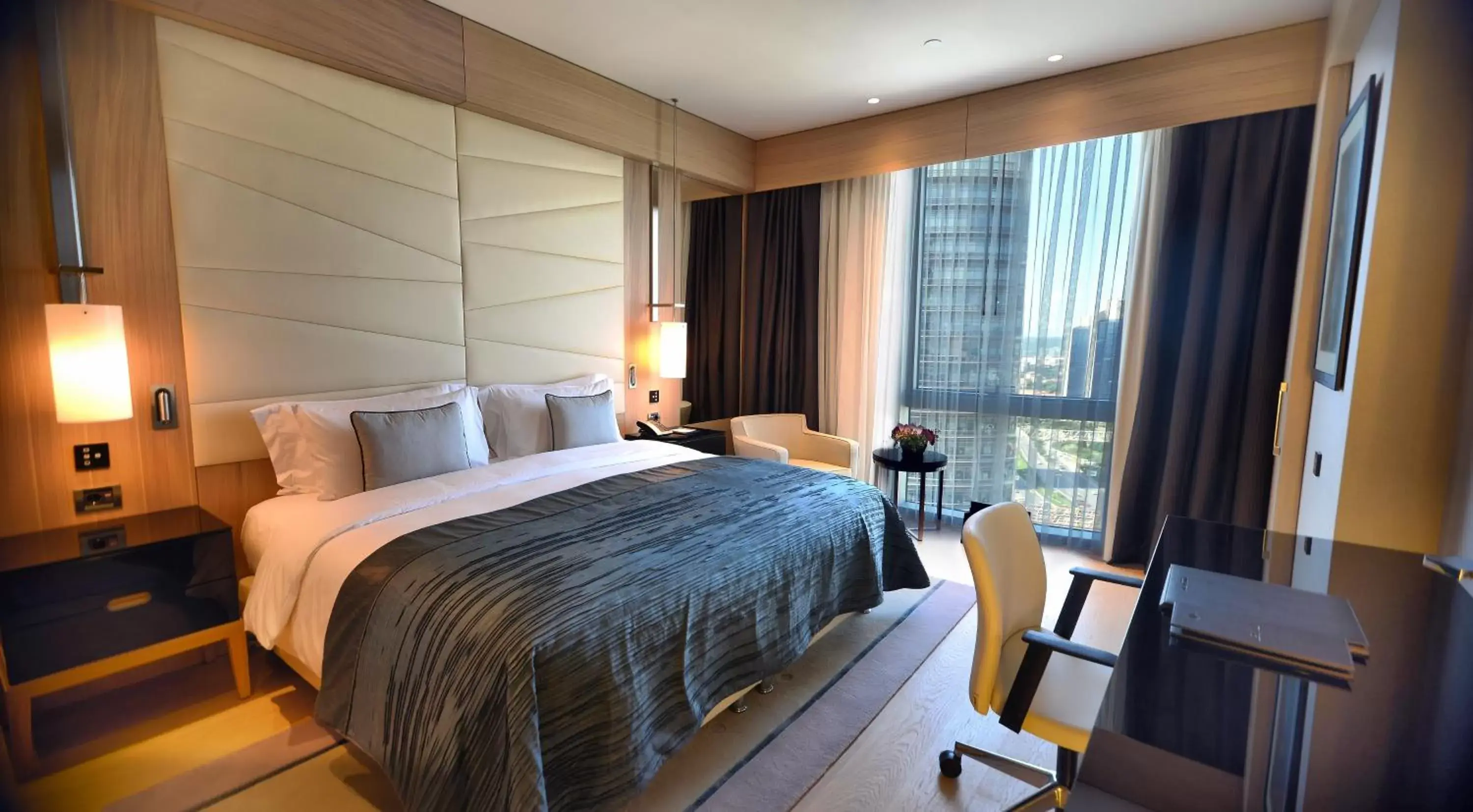 Bedroom in Wyndham Grand Istanbul Levent