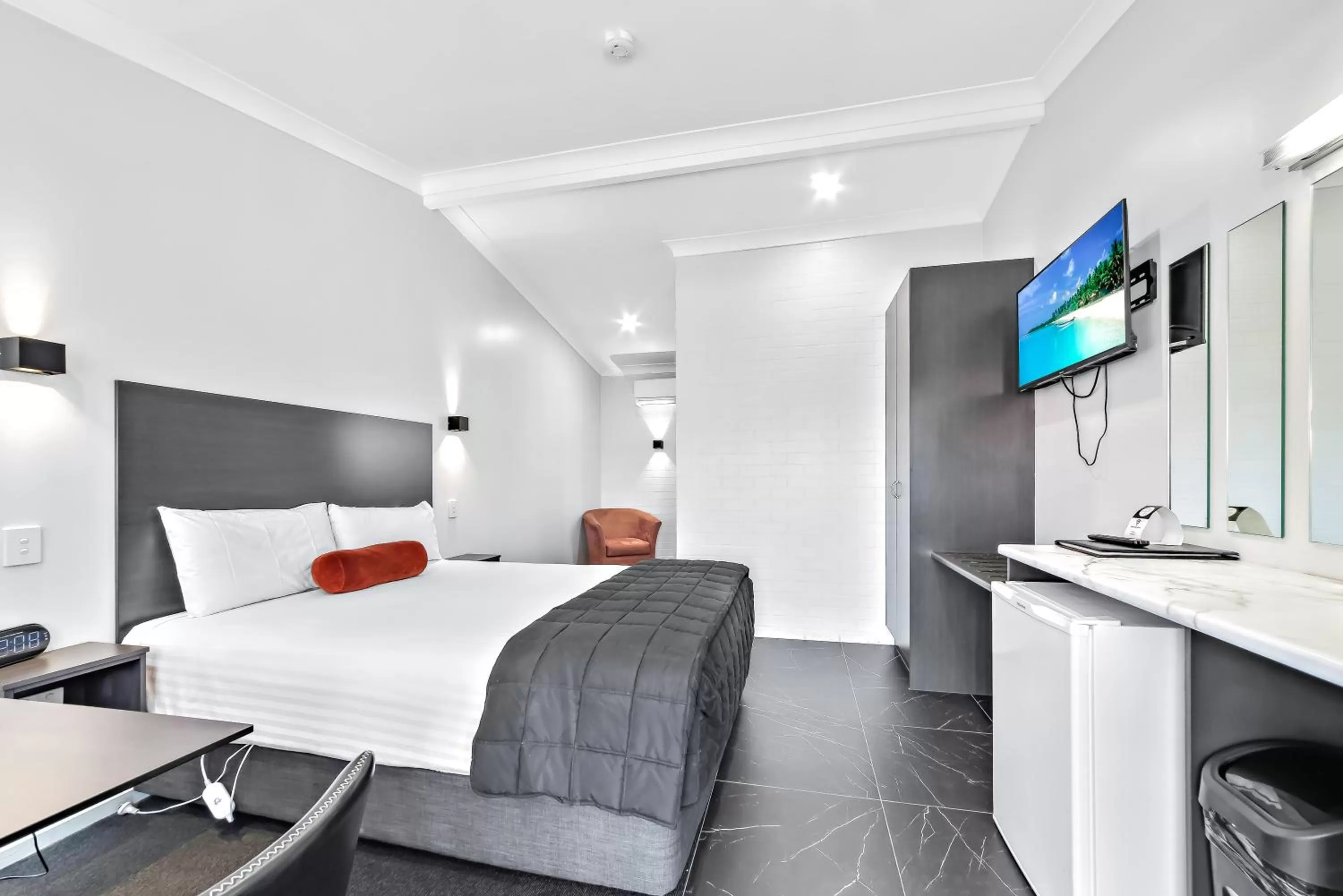 Bed in Apple & Grape Motel