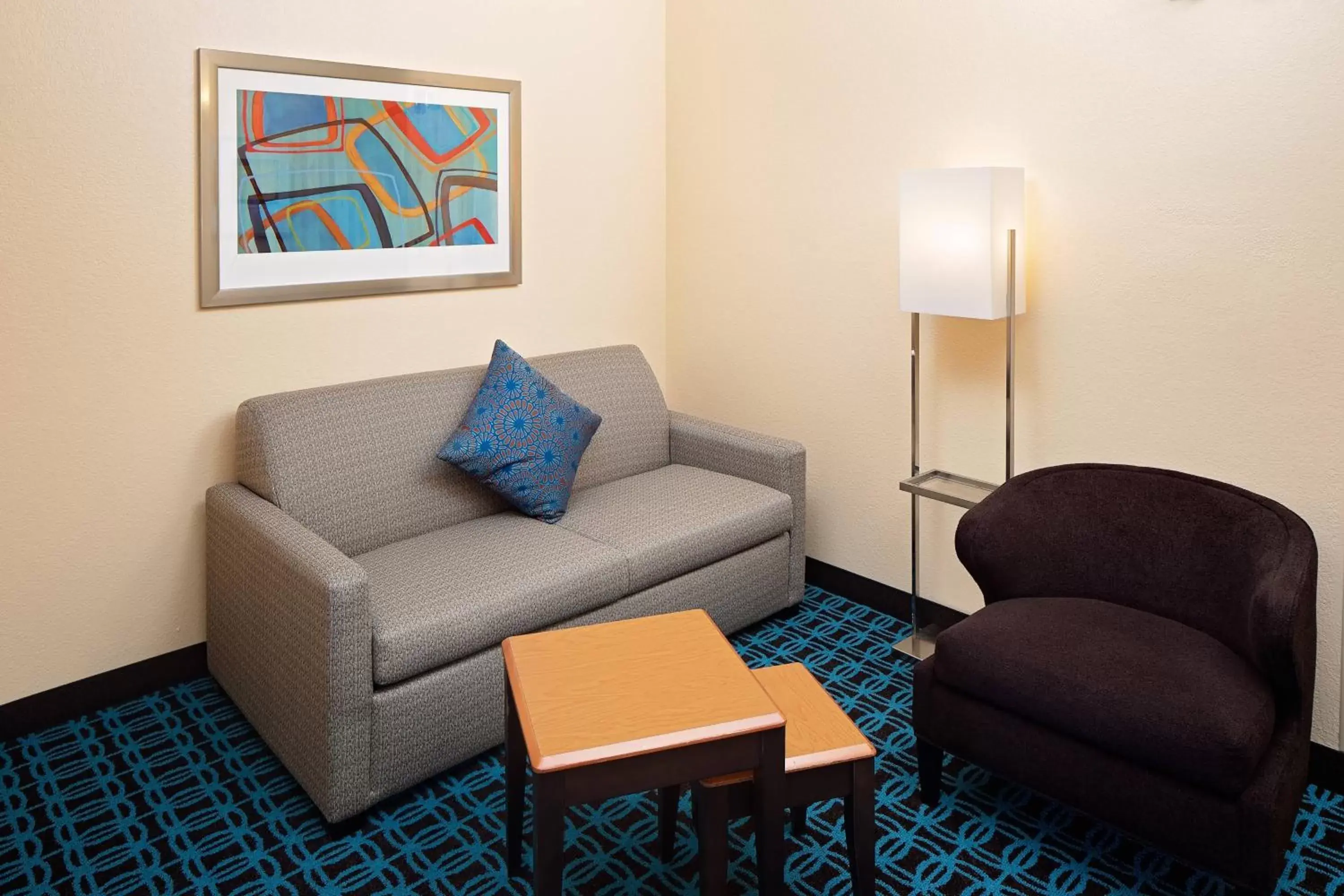 Living room, Seating Area in Fairfield Inn and Suites by Marriott Dallas Mansfield